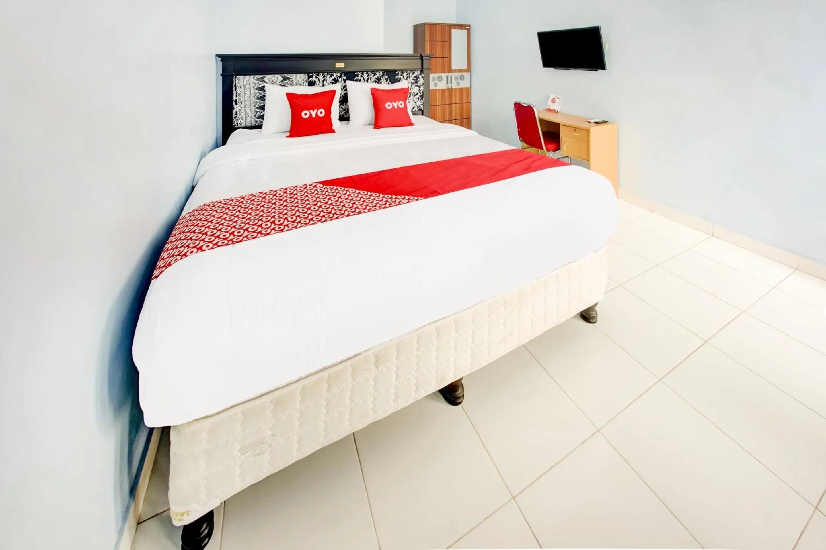 Bedroom, Bed in OYO Life 3982 Azka Homestay Syariah