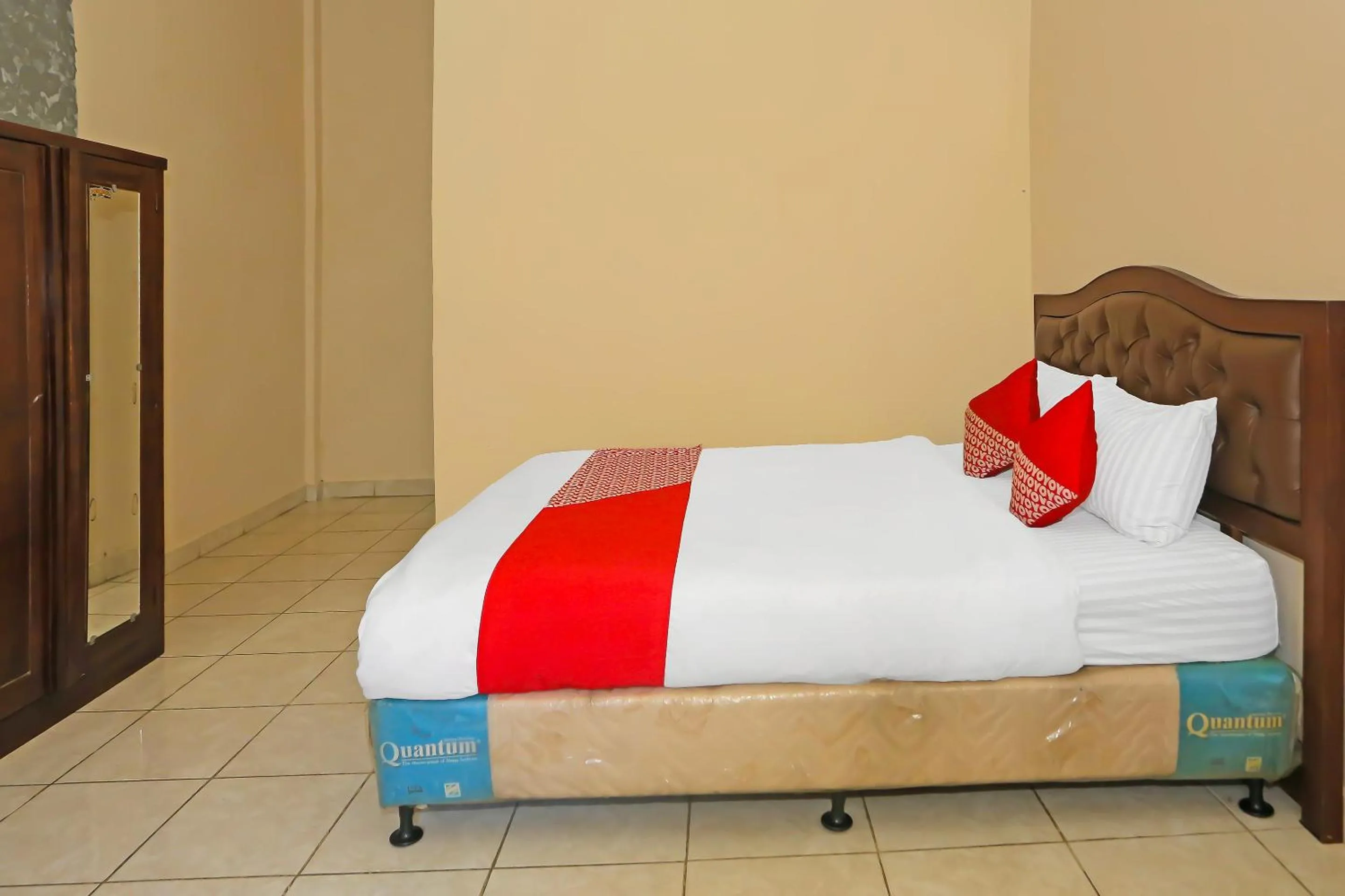 Bedroom, Bed in Hotel O Danau Indah