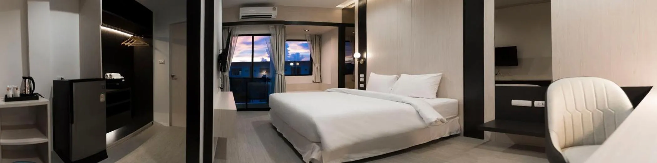 Bed in Qlosest Hotel