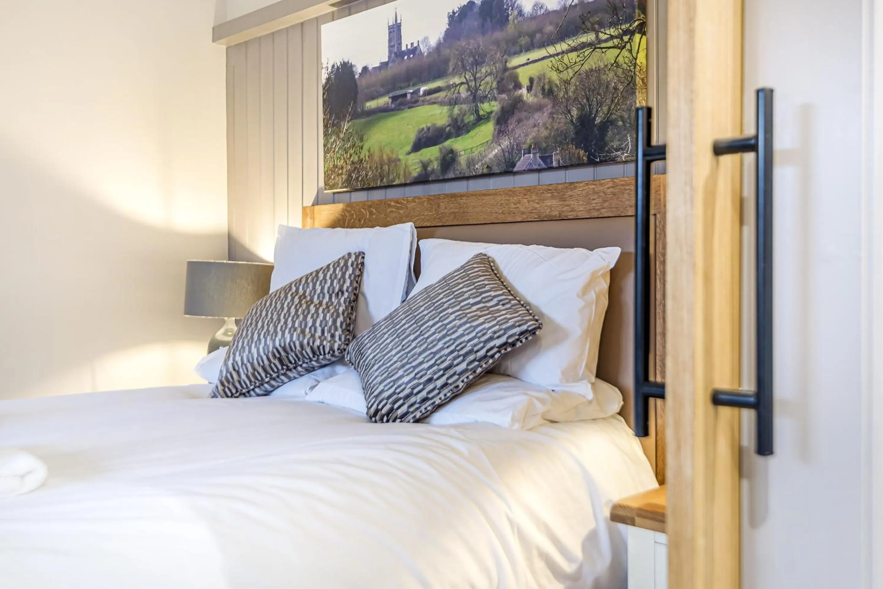 Bedroom, Bed in Charlcombe Inn