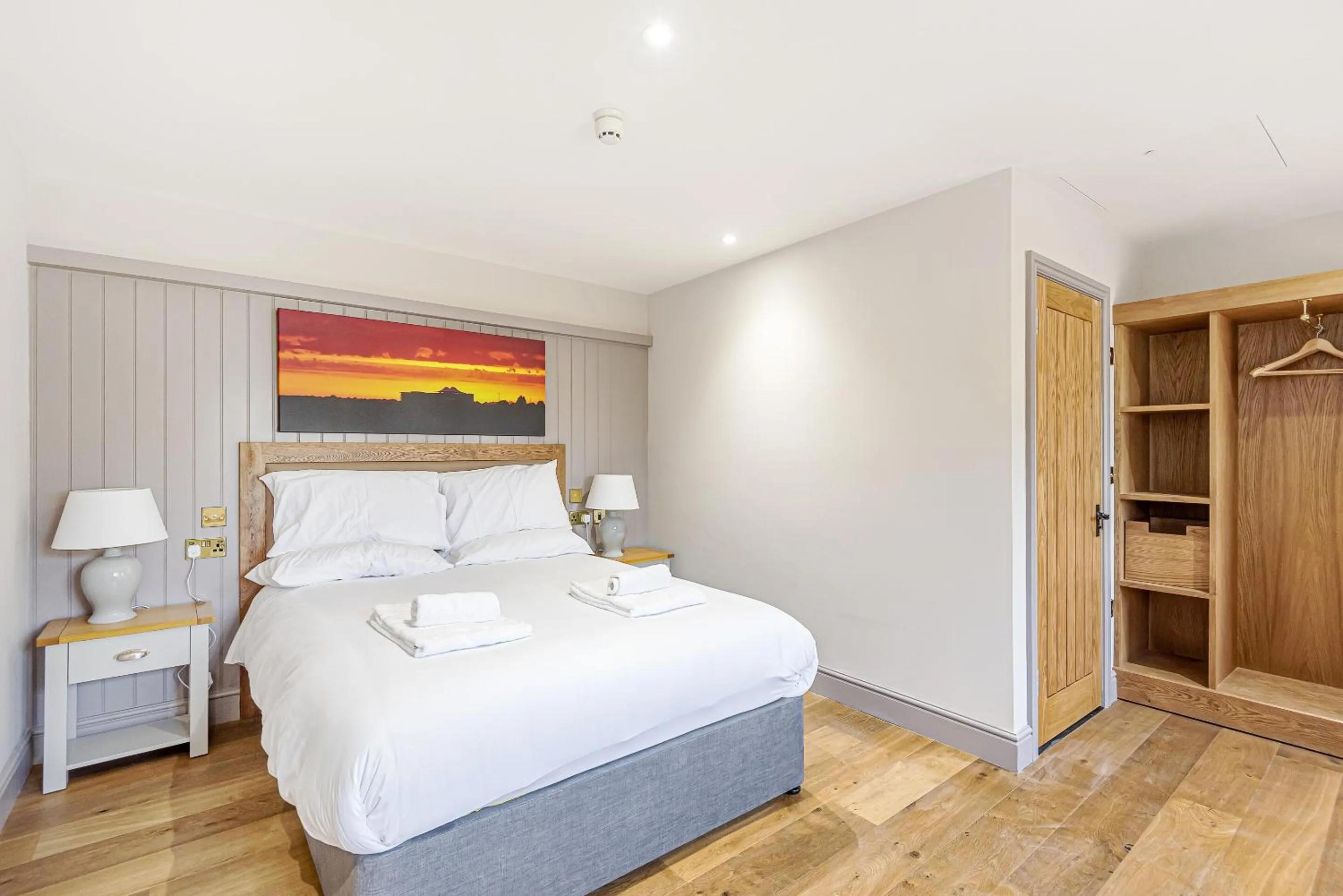 Bedroom, Bed in Charlcombe Inn