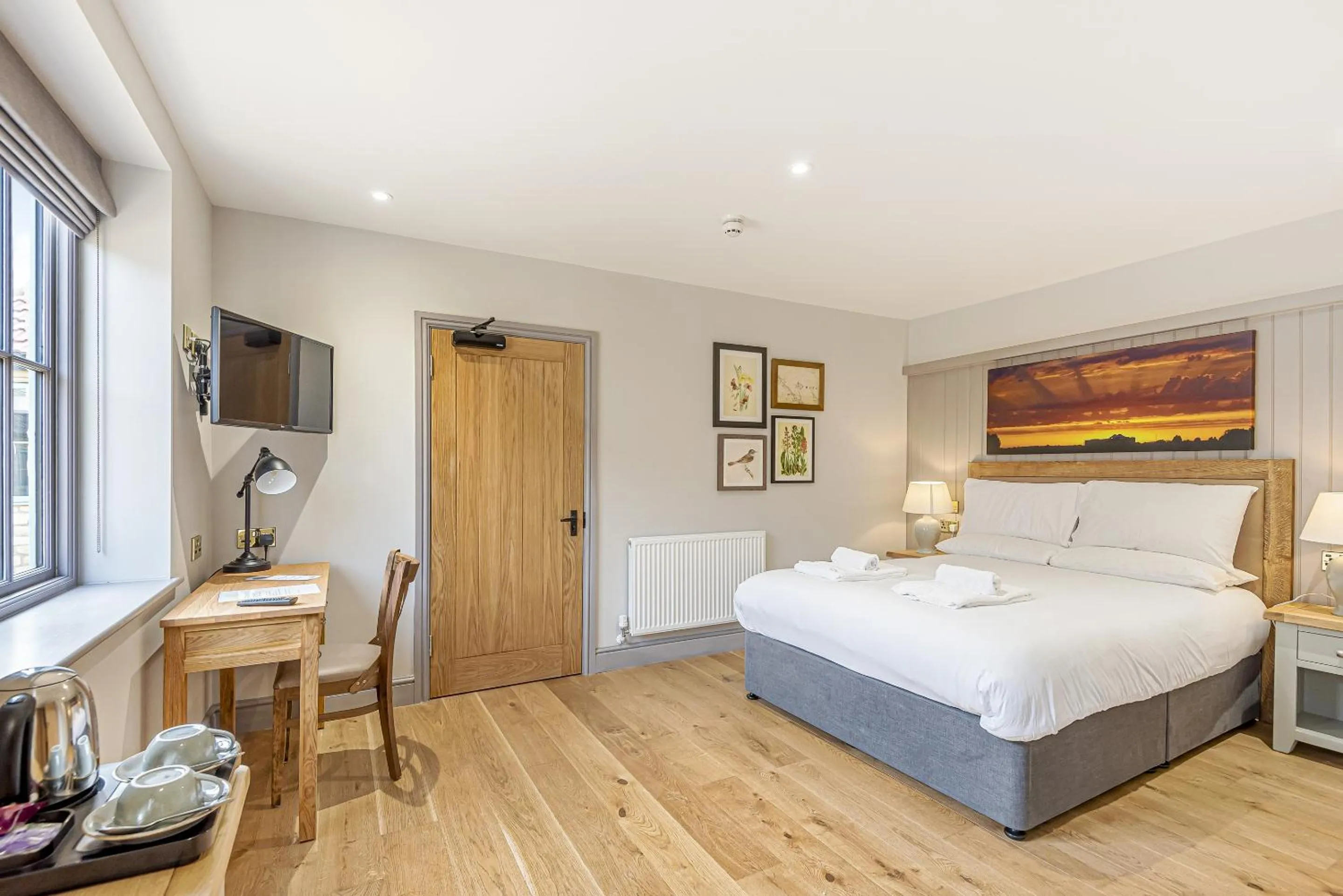 Bedroom, Bed in Charlcombe Inn