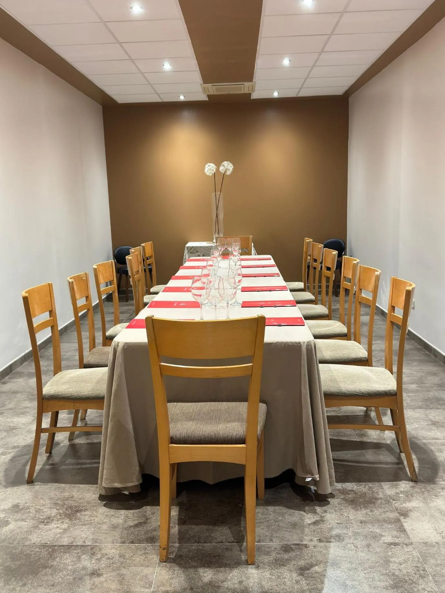 Restaurant/places to eat in Rey Don Sancho