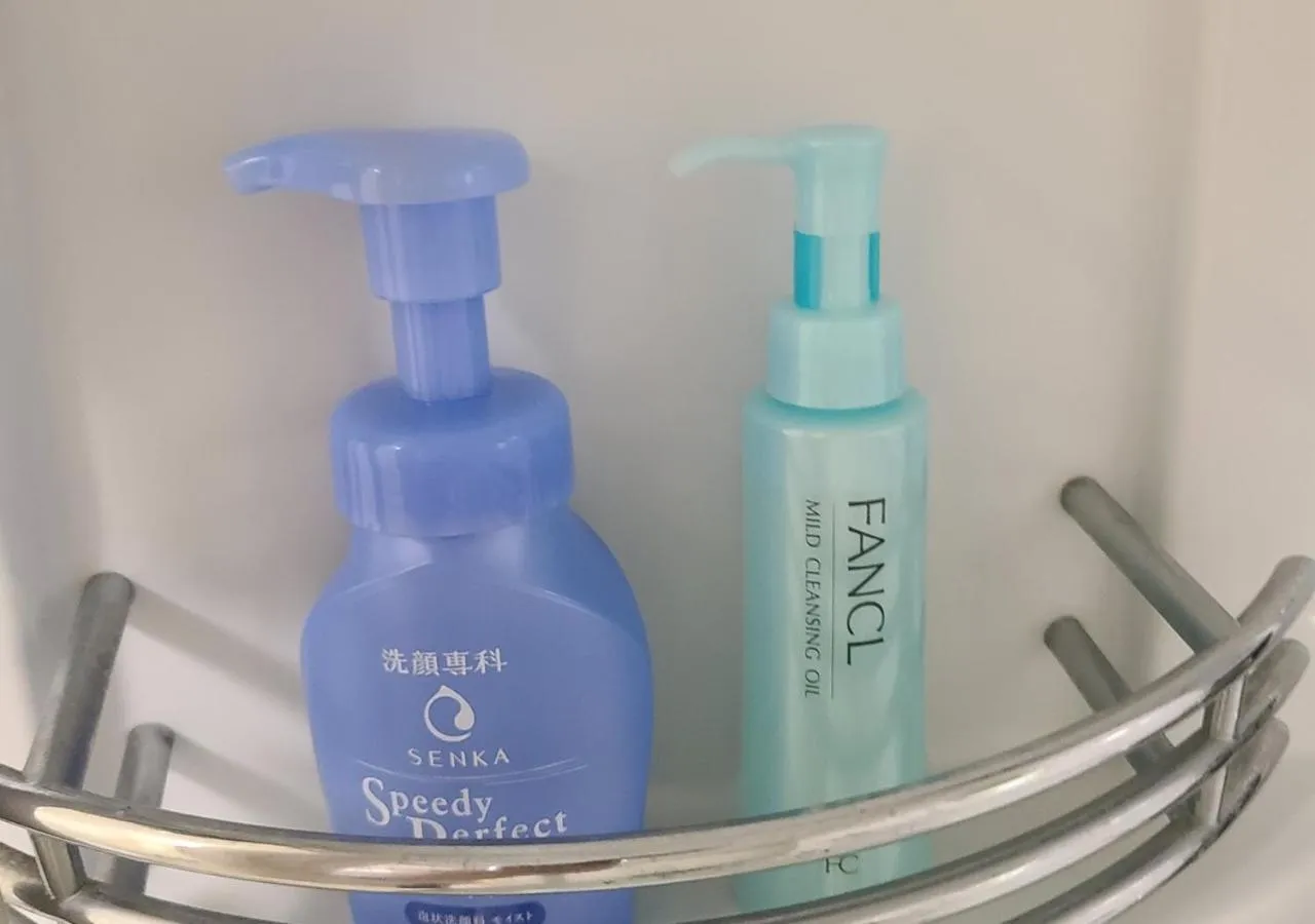 Bathroom in Bluebird Hotel