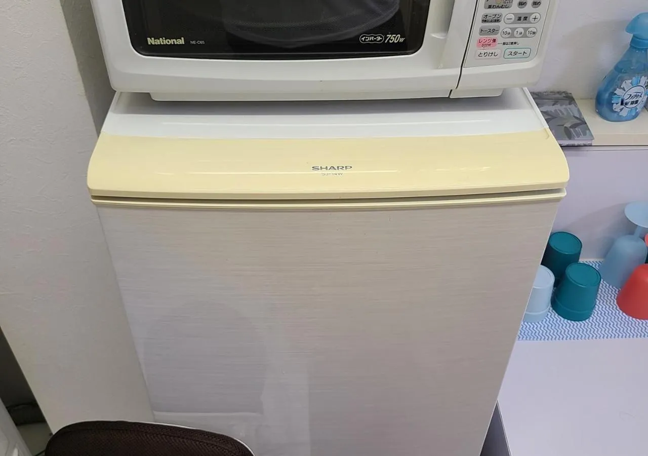 Kitchen or kitchenette in Bluebird Hotel