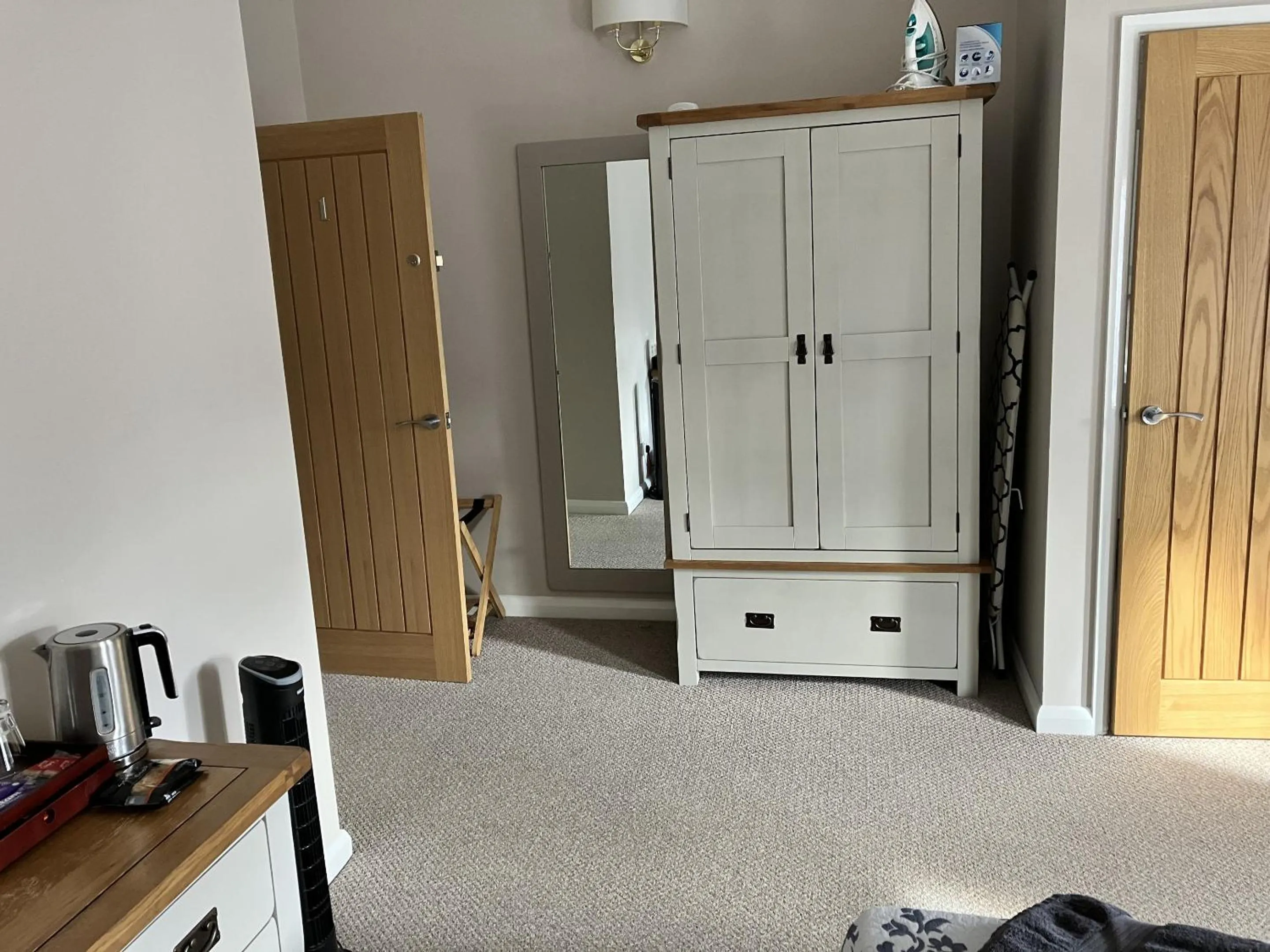 Bedroom in Sixteen B