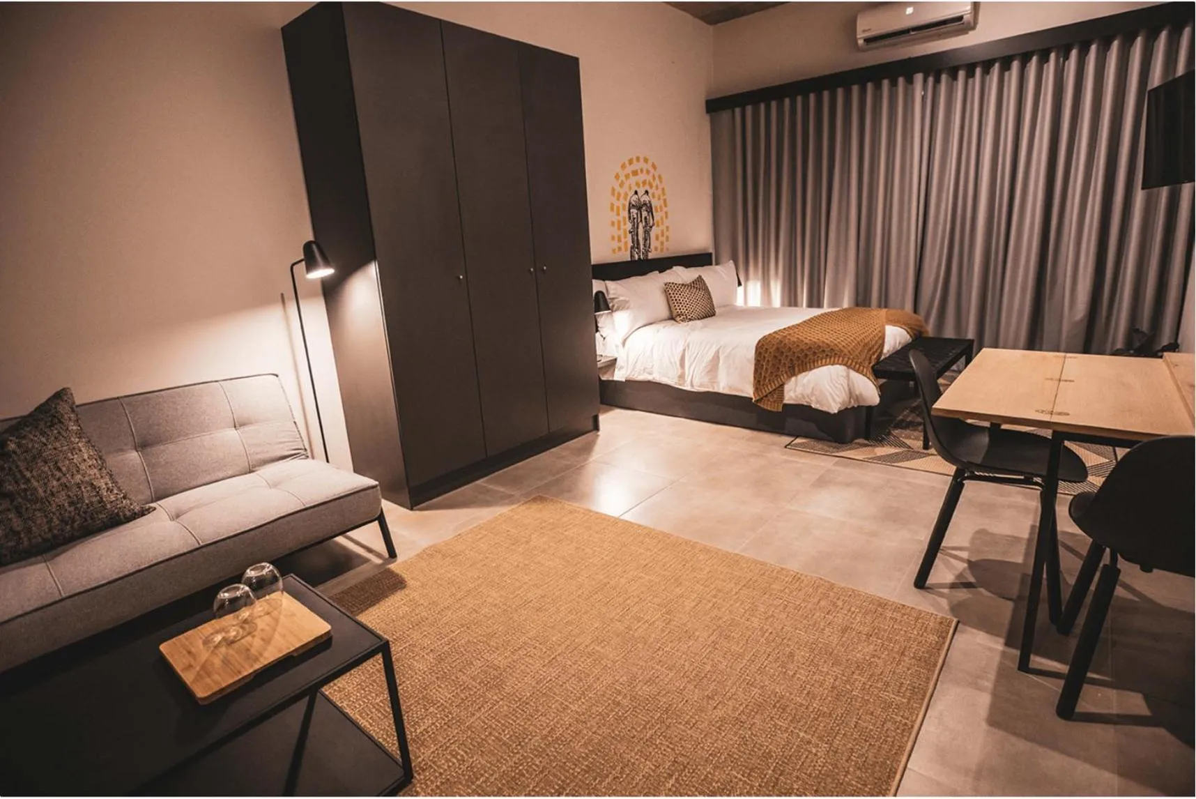 Photo of the whole room, Bed in Blackbrick Sandton One