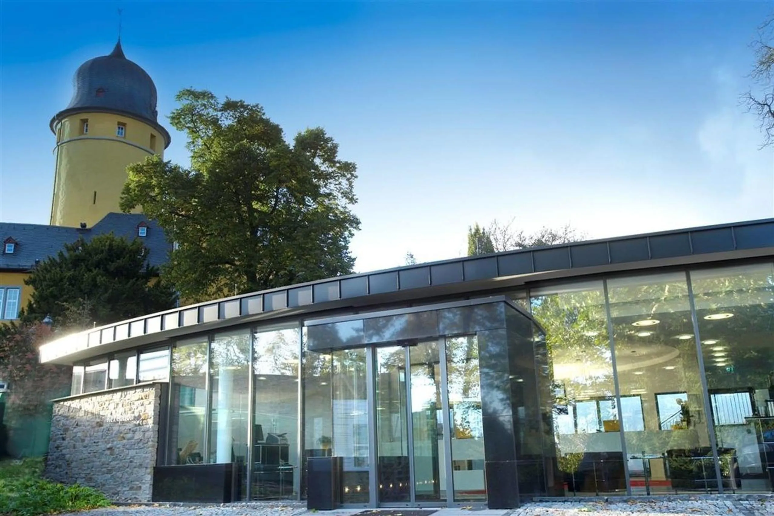 Facade/entrance in Hotel Schloss Montabaur