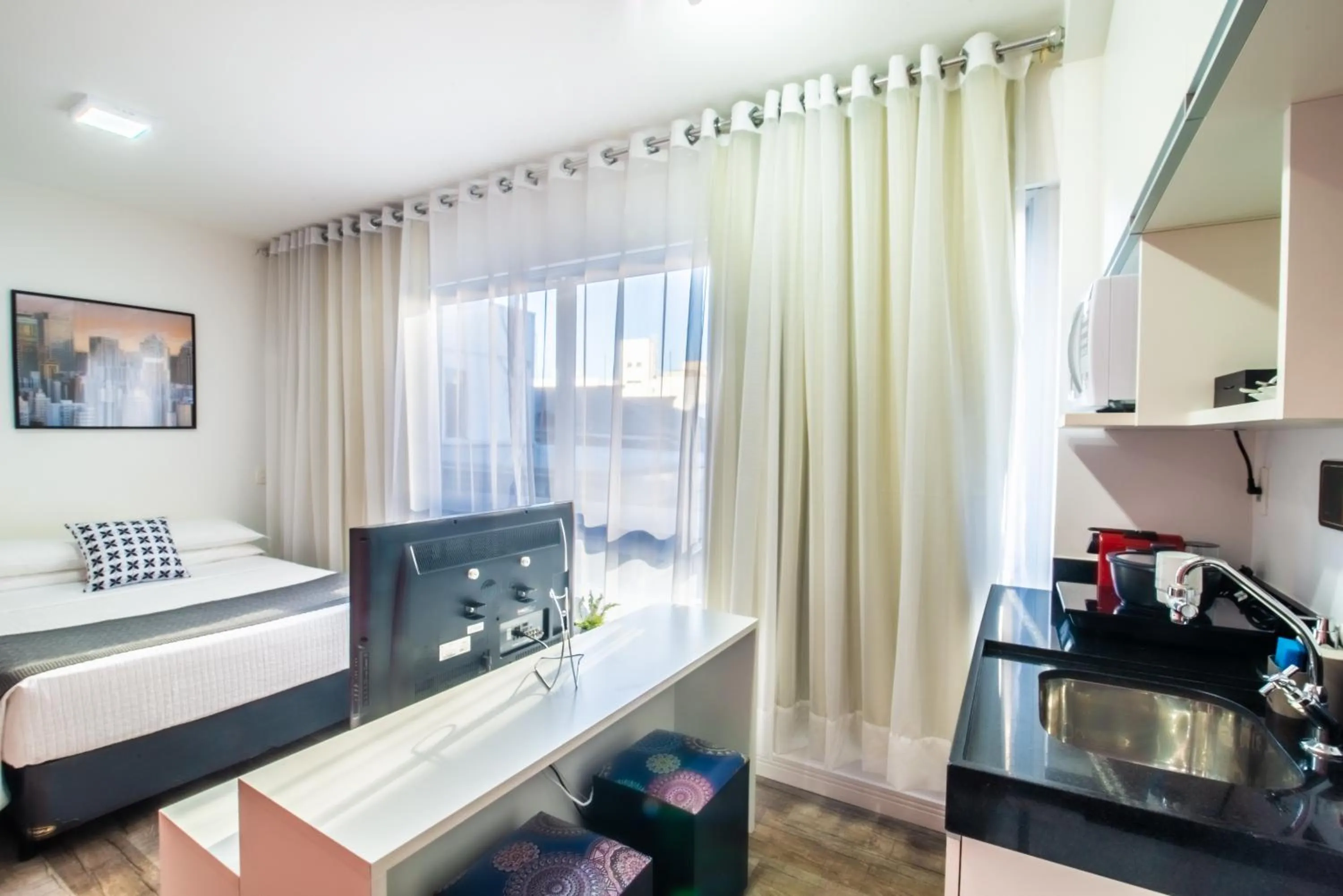 Photo of the whole room in 360 Perdizes