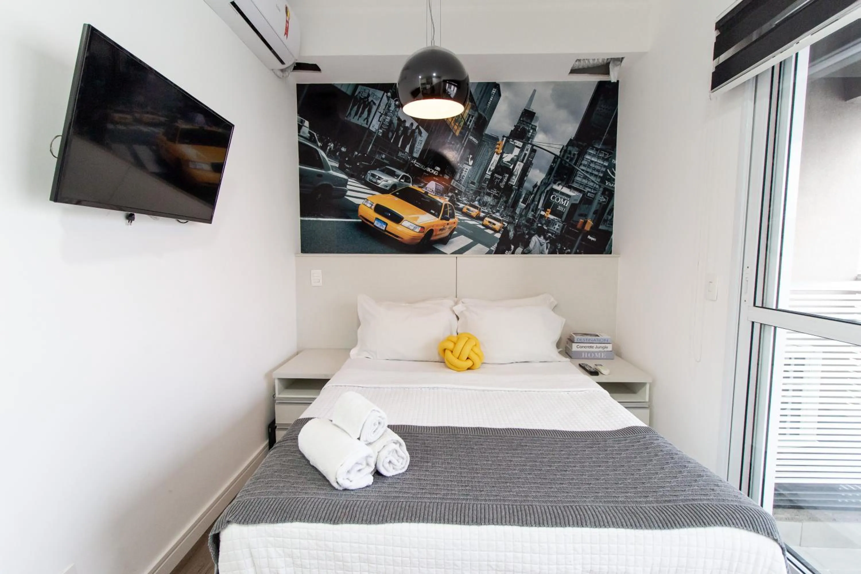 Bedroom, Bed in 360 Perdizes