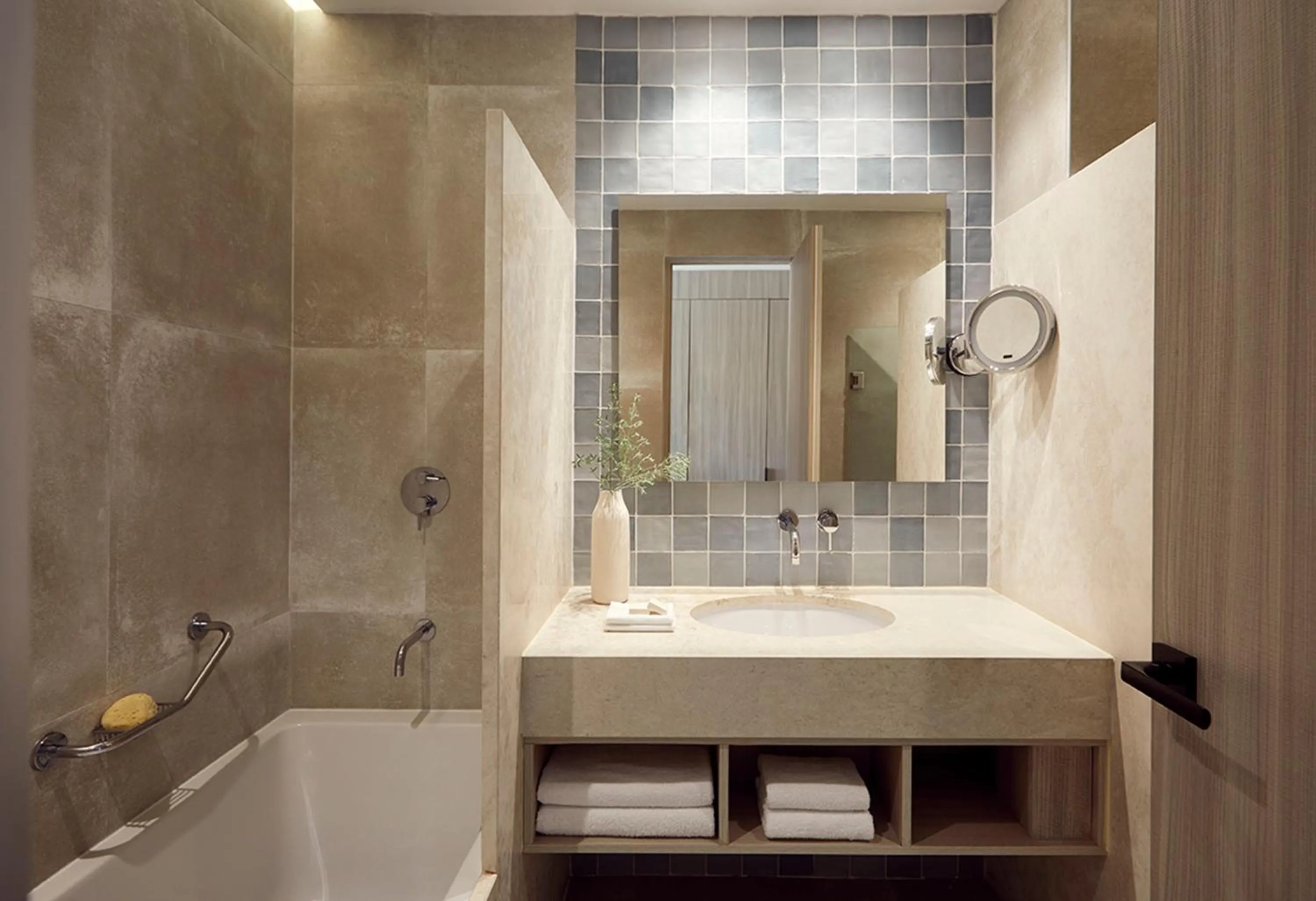 Bathroom in Mare Paphos