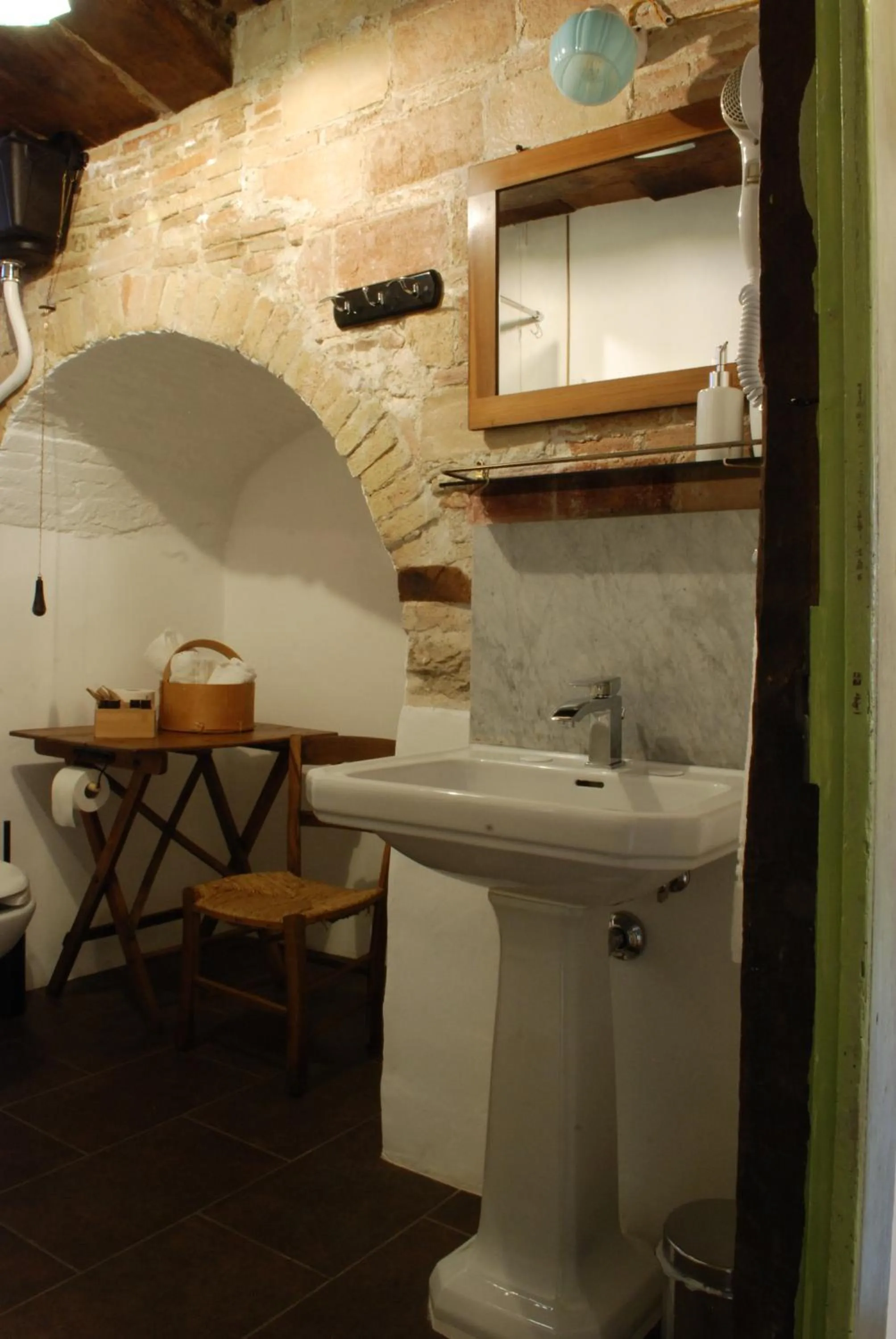 Shower in B&B Donna Livia