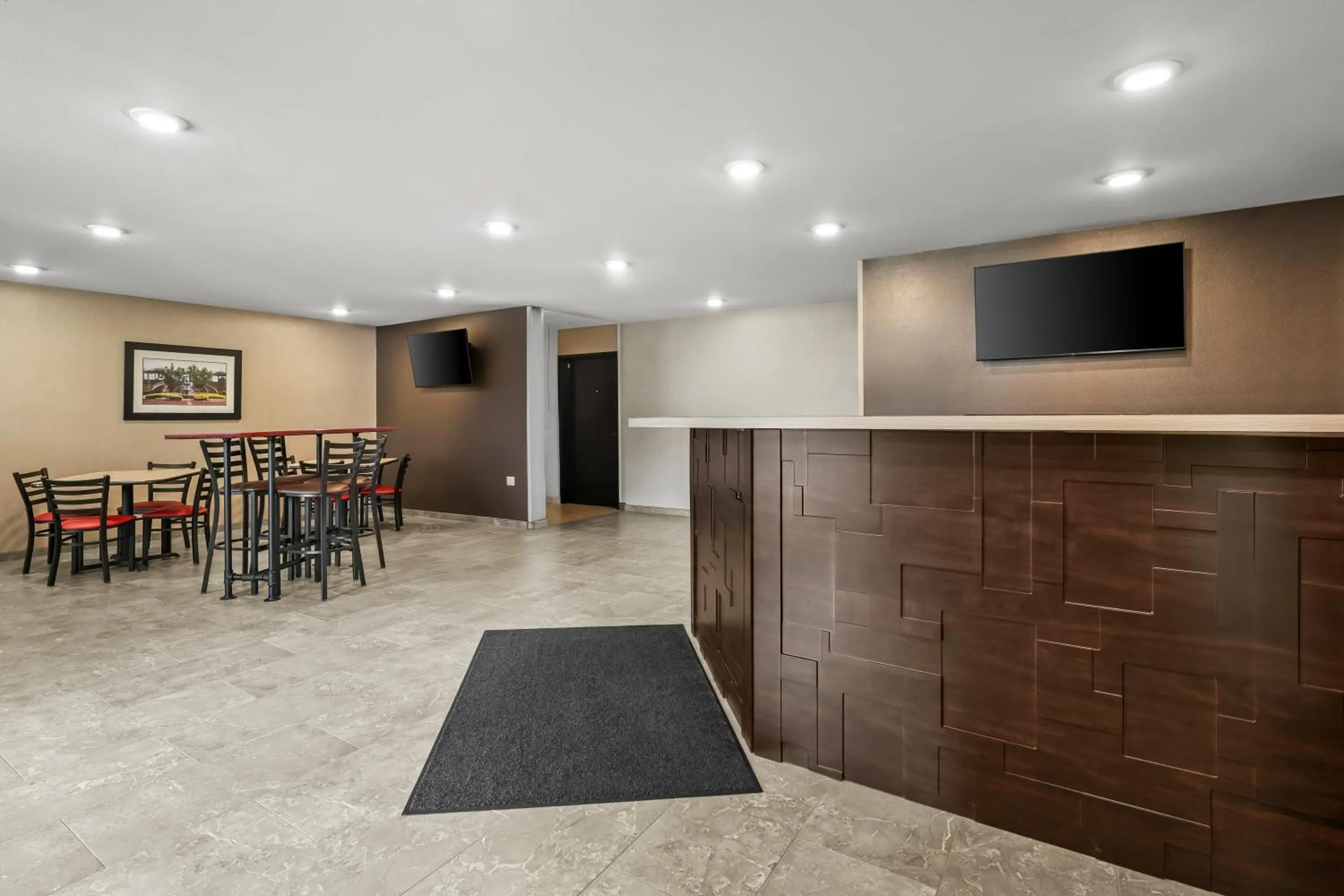 Lobby or reception in My Place Hotel-Vancouver, WA