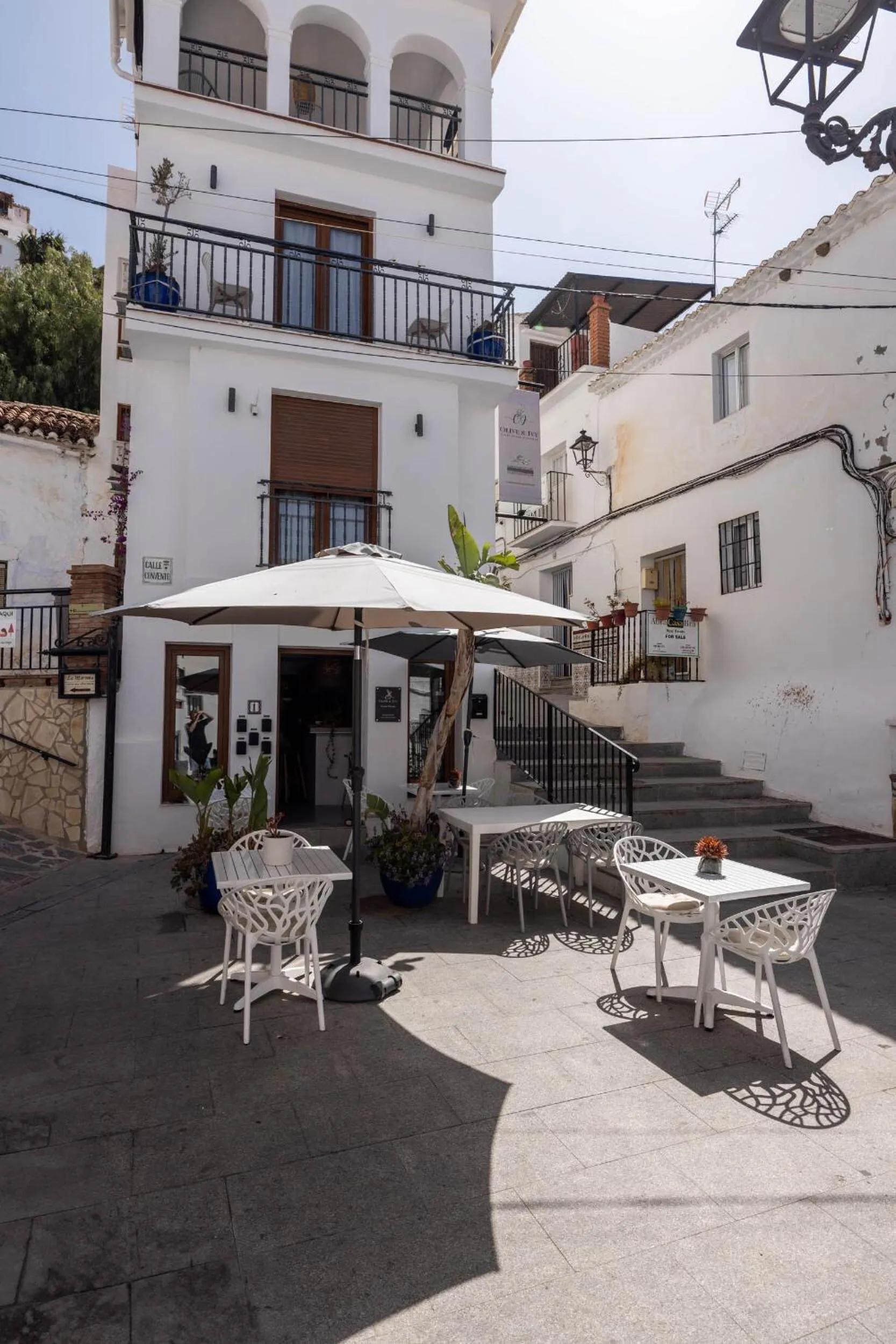 Property building in Olive & Ivy Guesthouse