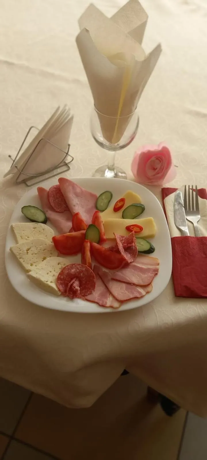 Breakfast in HOTEL RIVER