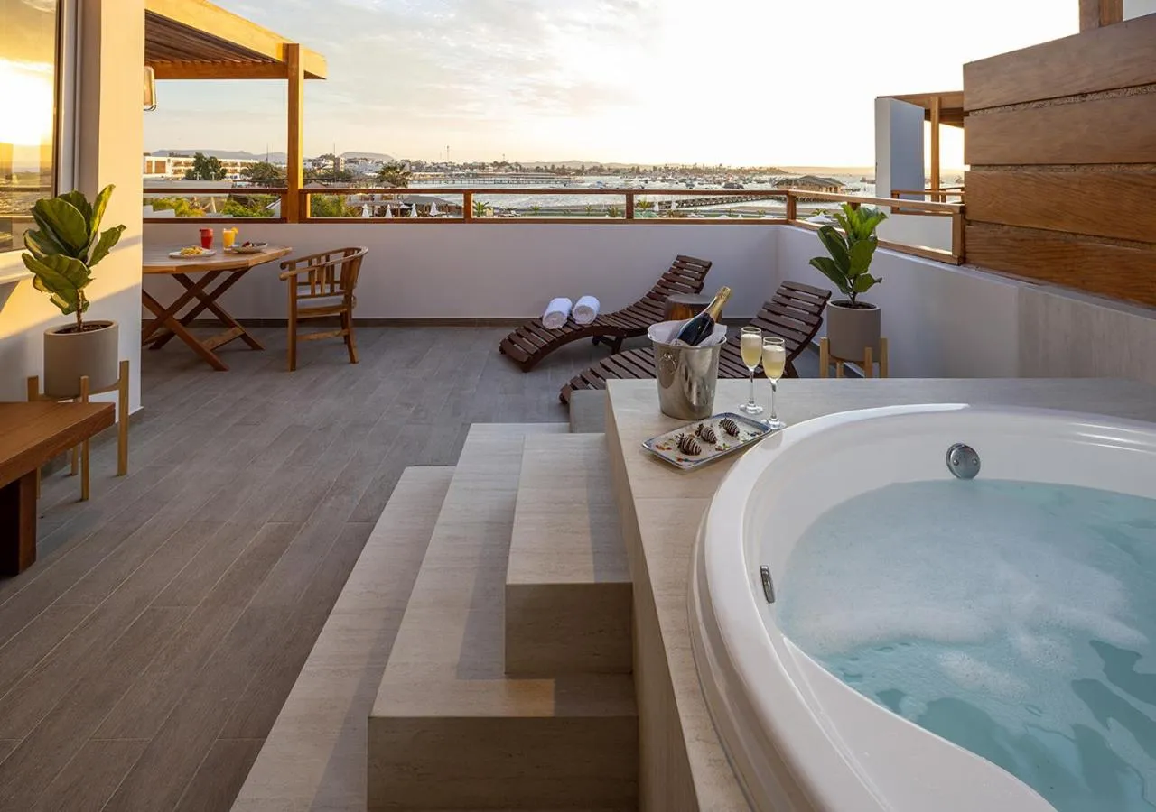 Hot Tub in Aranwa Paracas Resort & Spa