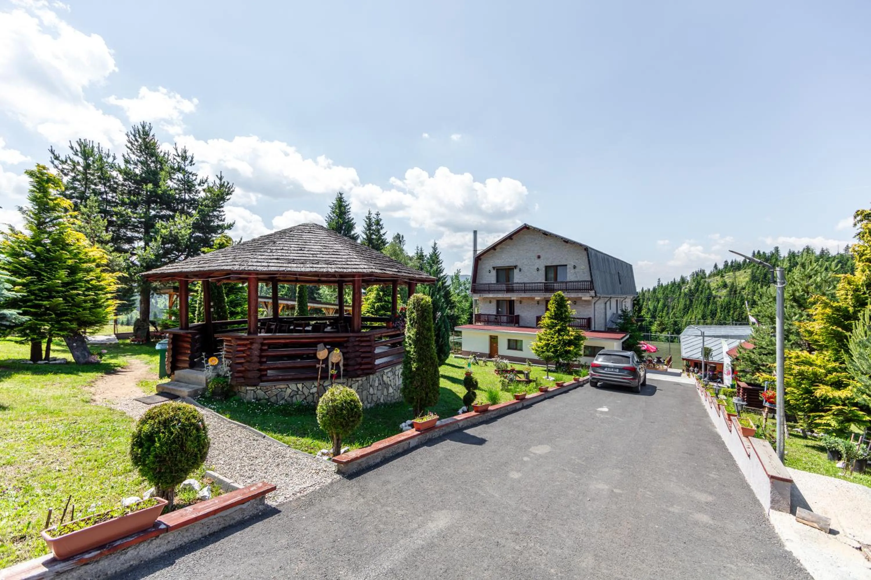 Property building in Resort EuroPark Fundata