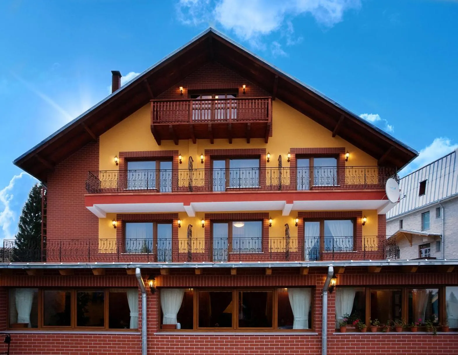 Property building in Resort EuroPark Fundata