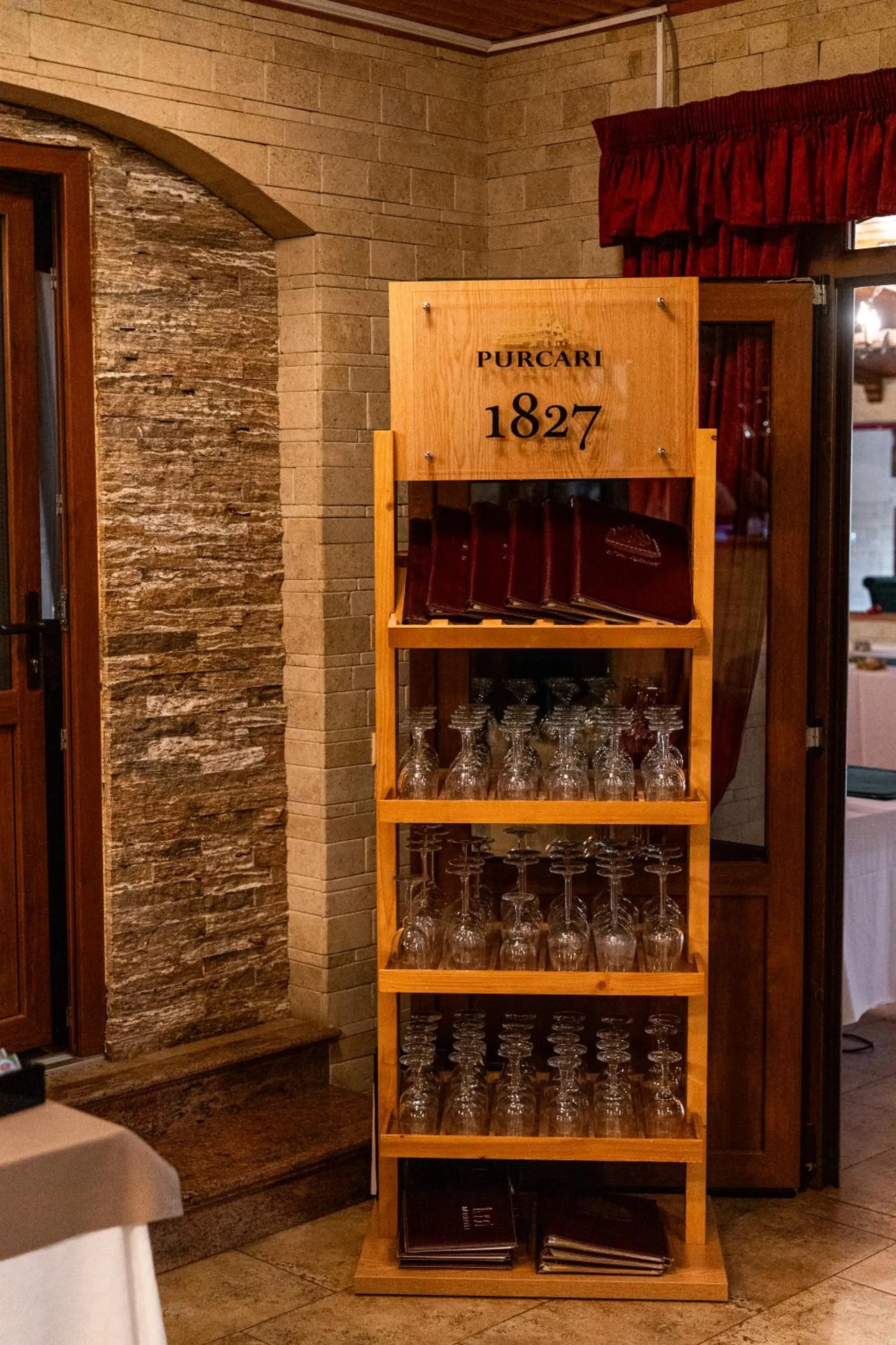 Decorative detail in Resort EuroPark Fundata