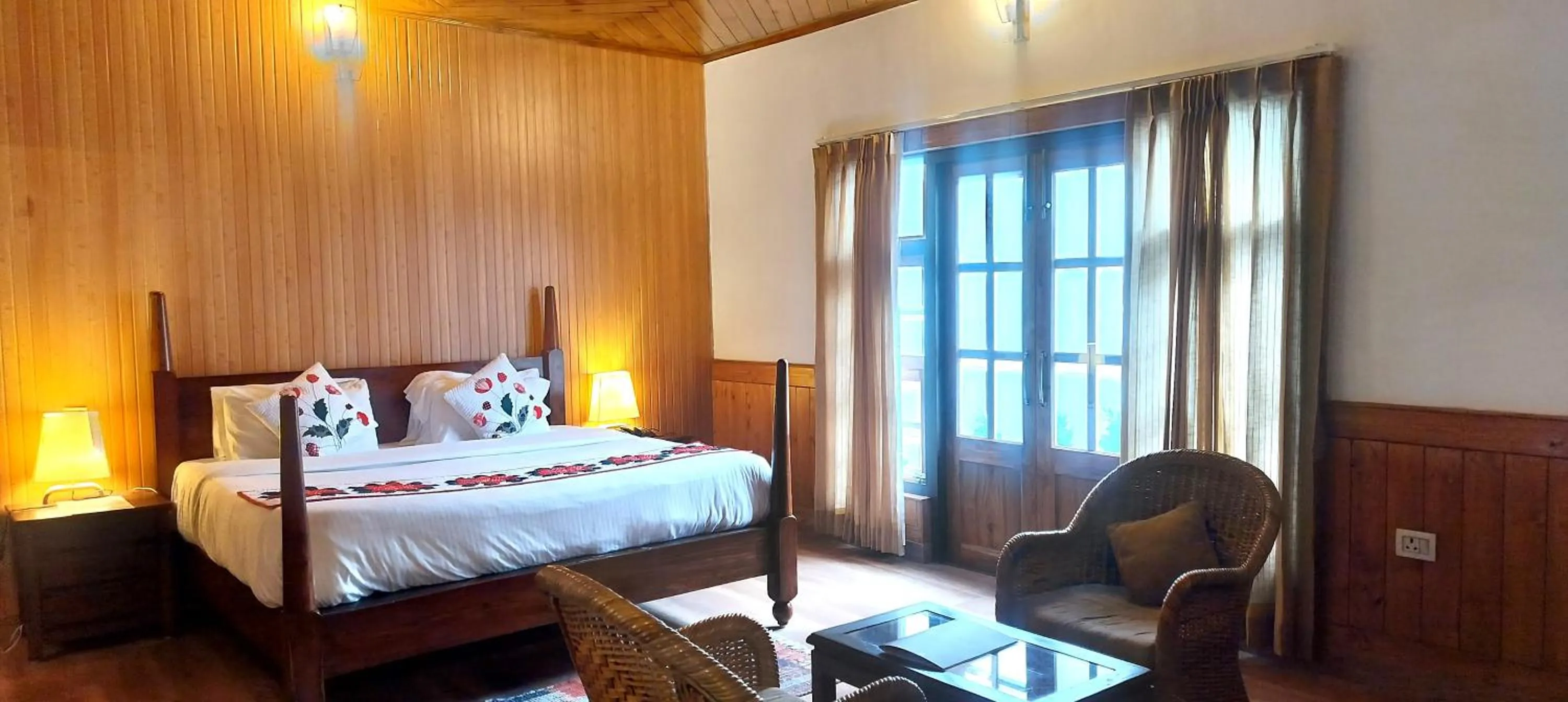 Photo of the whole room in Bhikampur Lodge By Nine Hotels