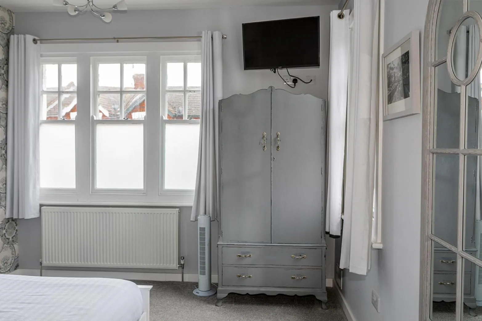 Bed in The Sleep-Inn Hare B&B