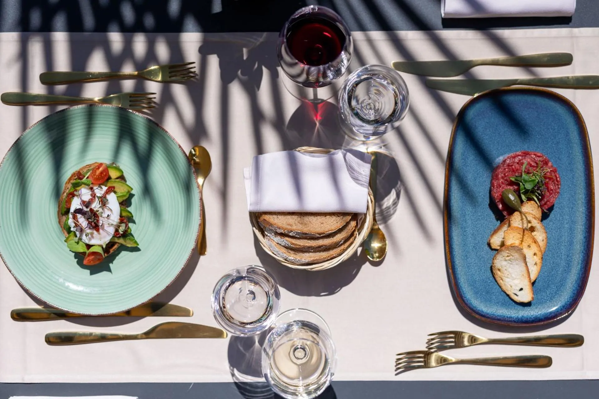 Food in Easy Stay by Hotel La Perla