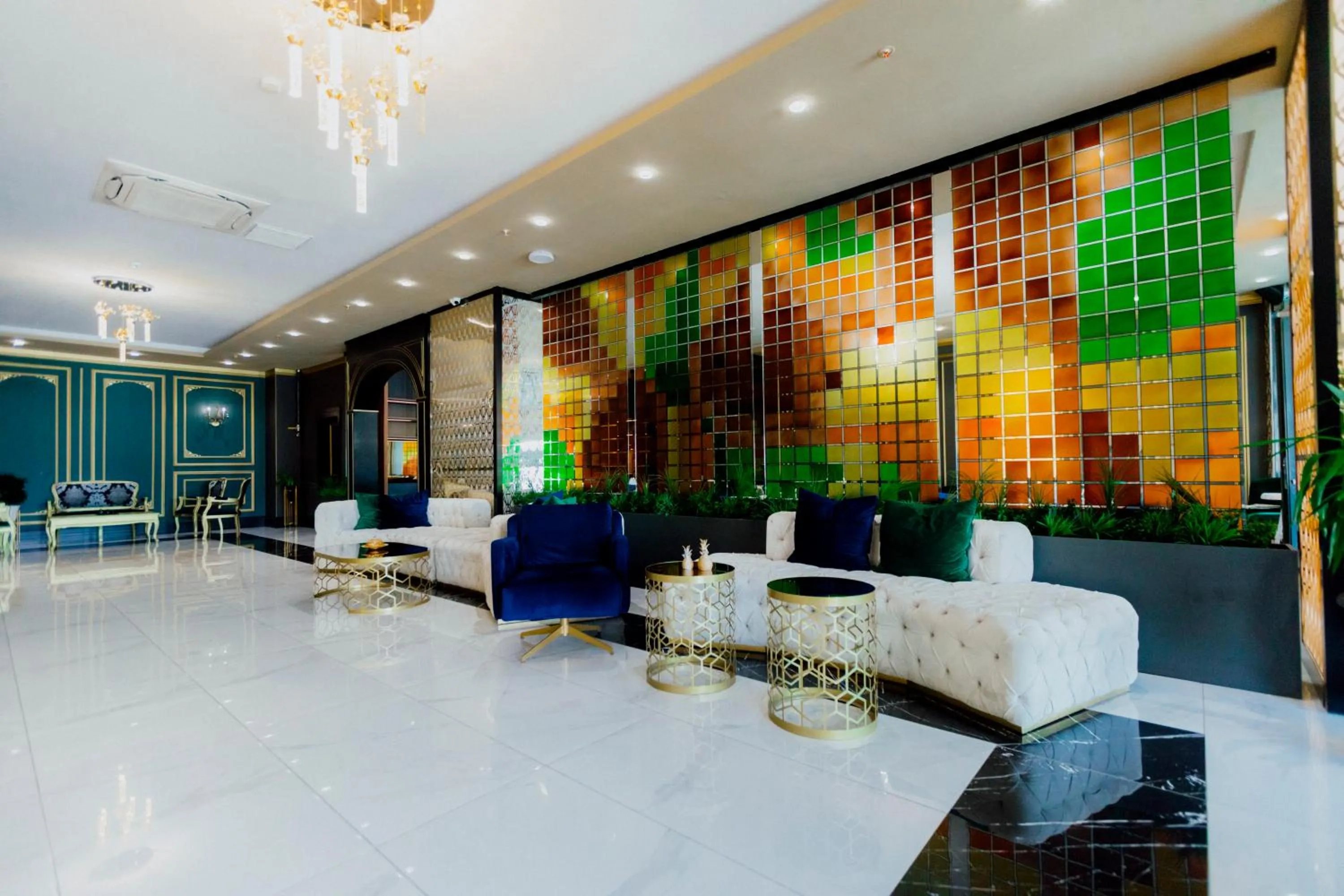 Seating area in Continent Luxury Suites Sakarya