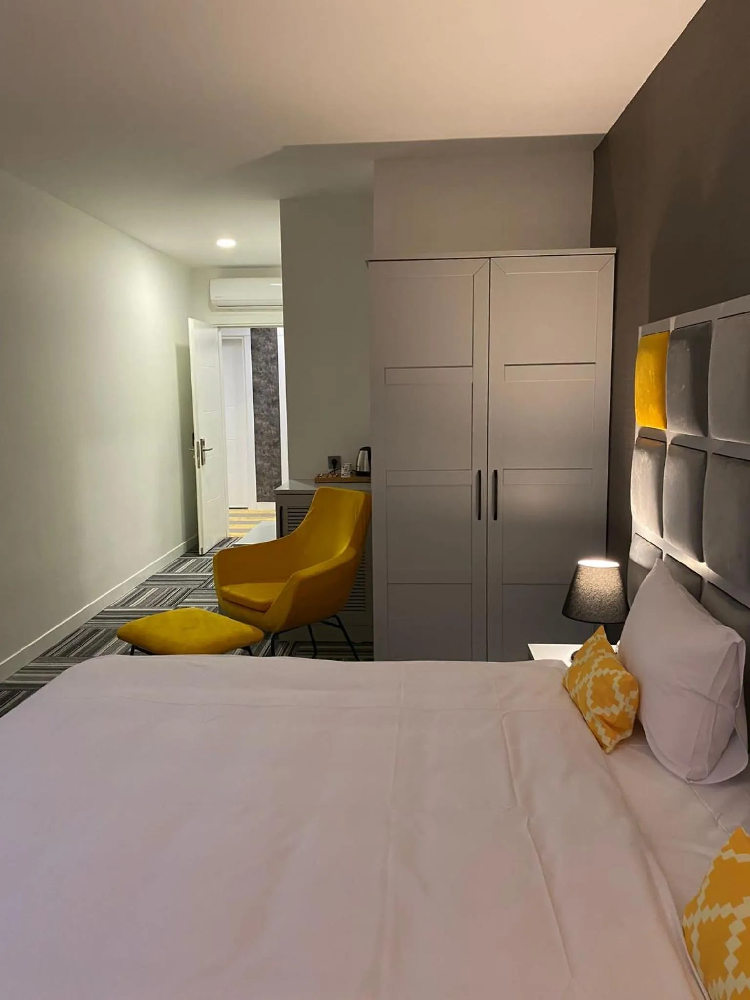 Bed in Continent Luxury Suites Sakarya