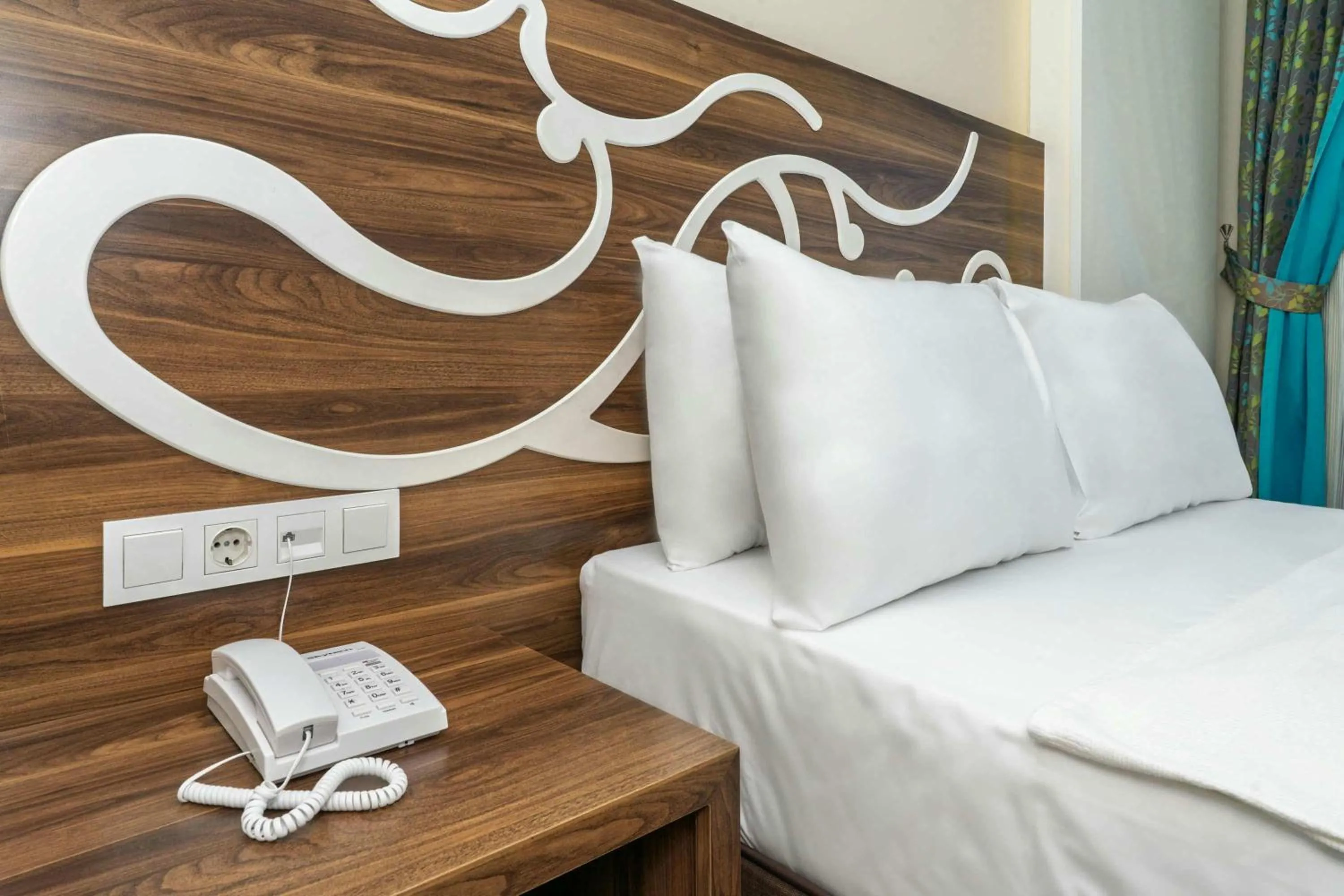 Photo of the whole room, Bed in Kleopatra blue hawai hotel