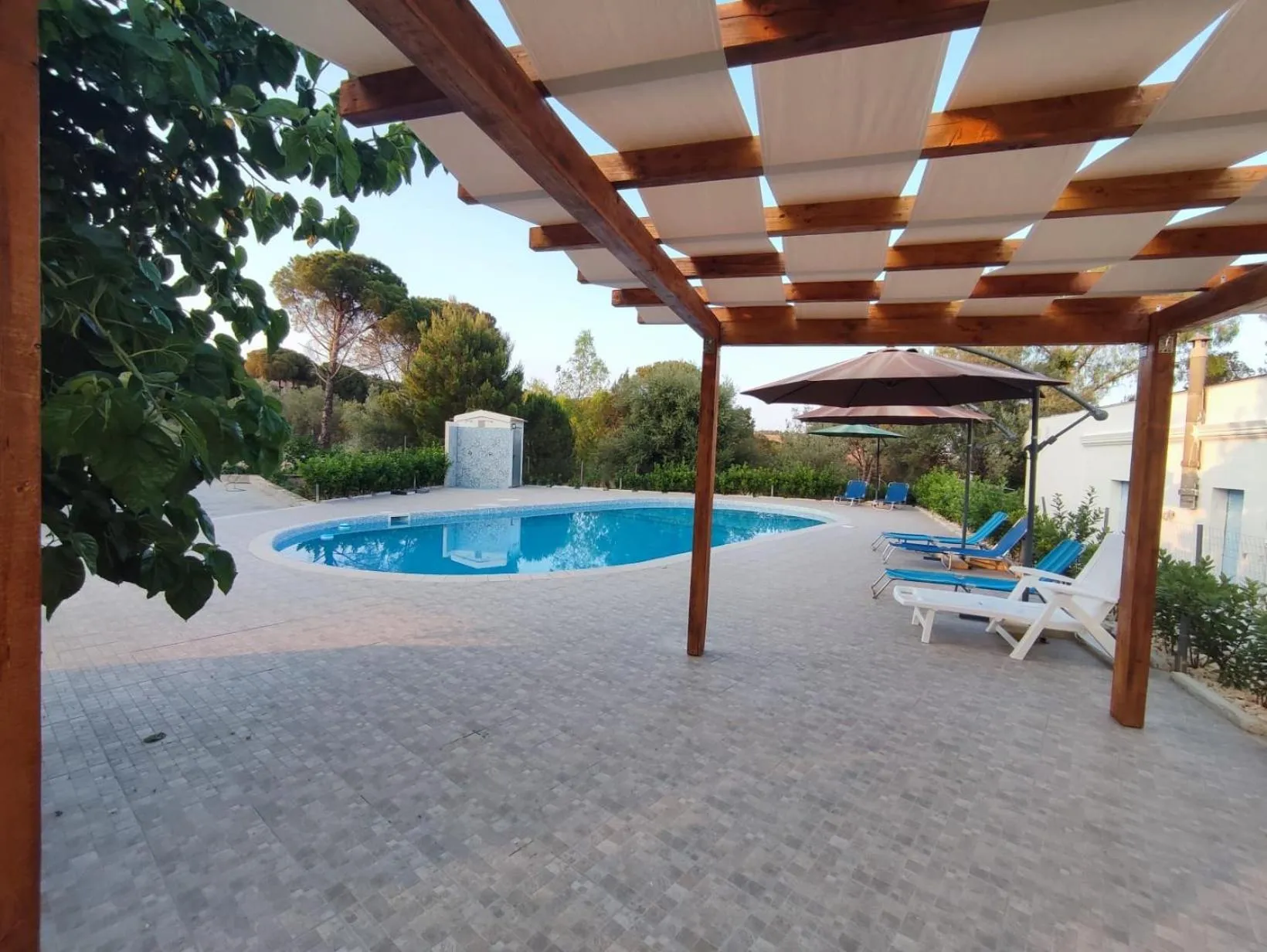 Swimming pool in Cristian Rooms