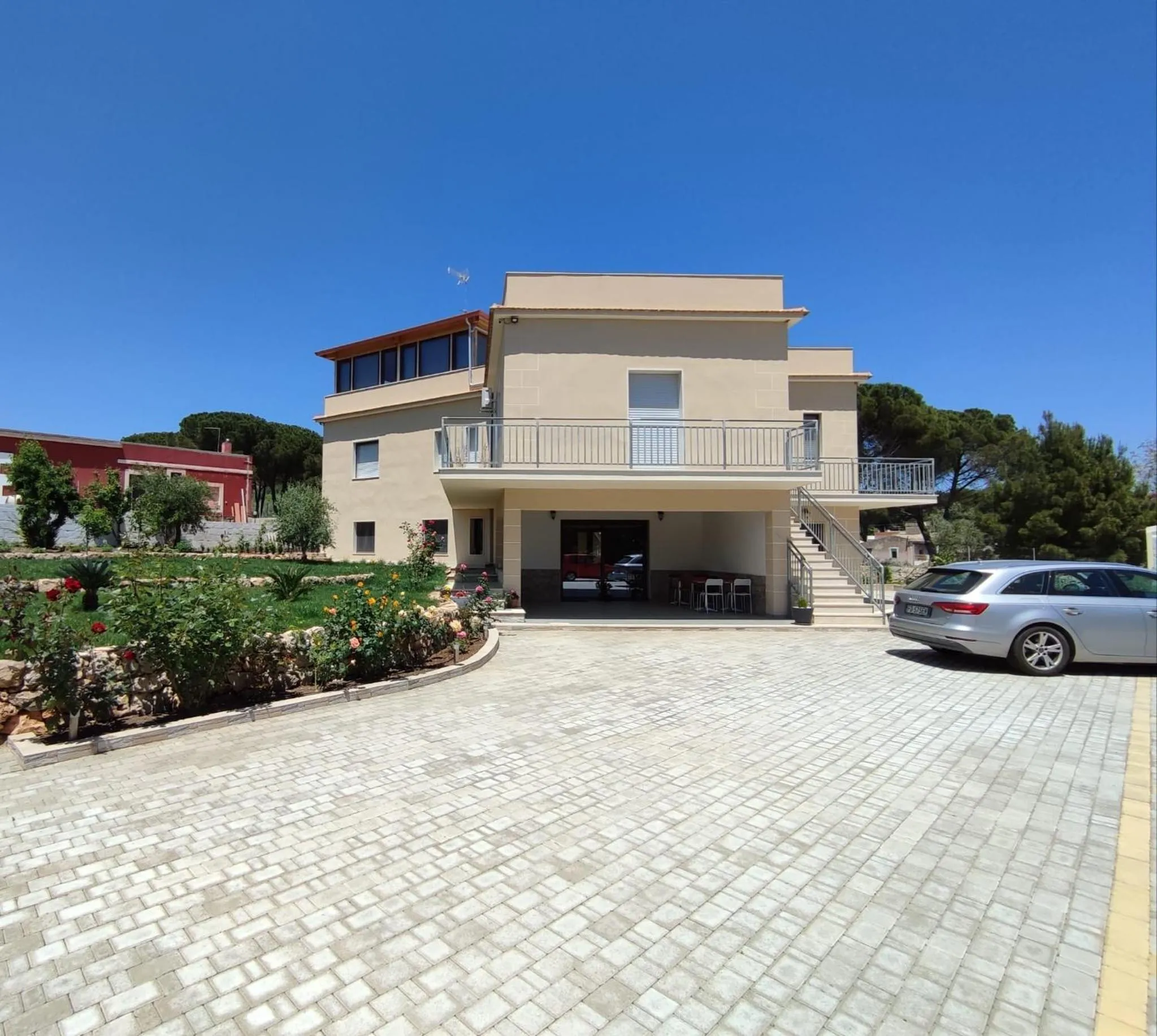 Property building in Cristian Rooms