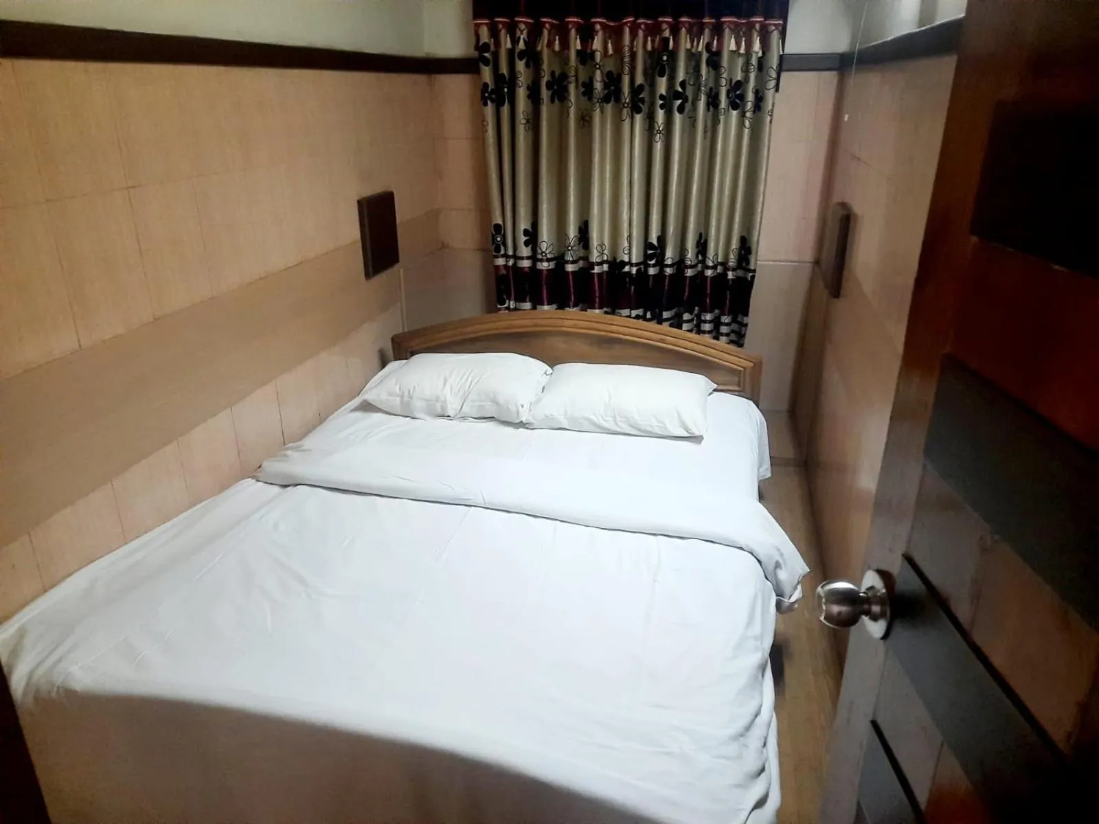 Bed in Richmond Hotel Sylhet