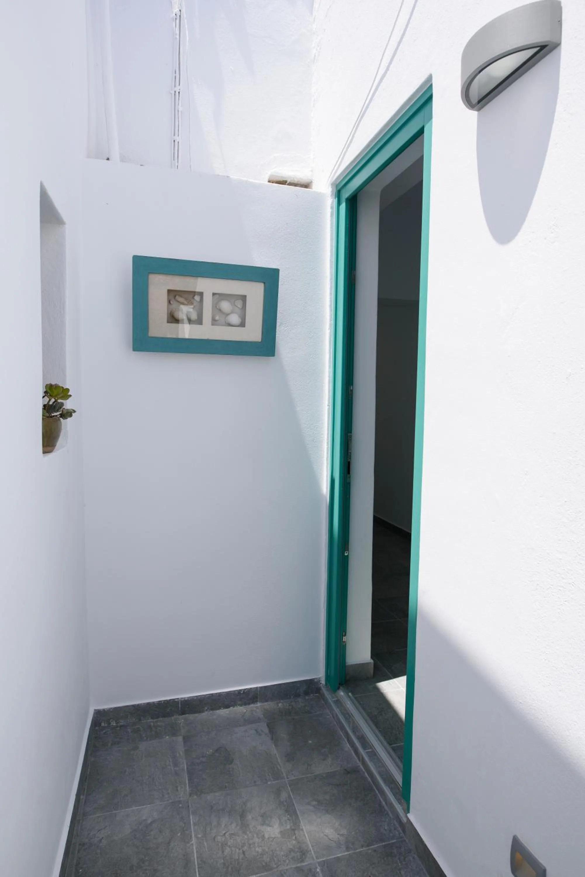 Facade/entrance in Porto Katapola Pension