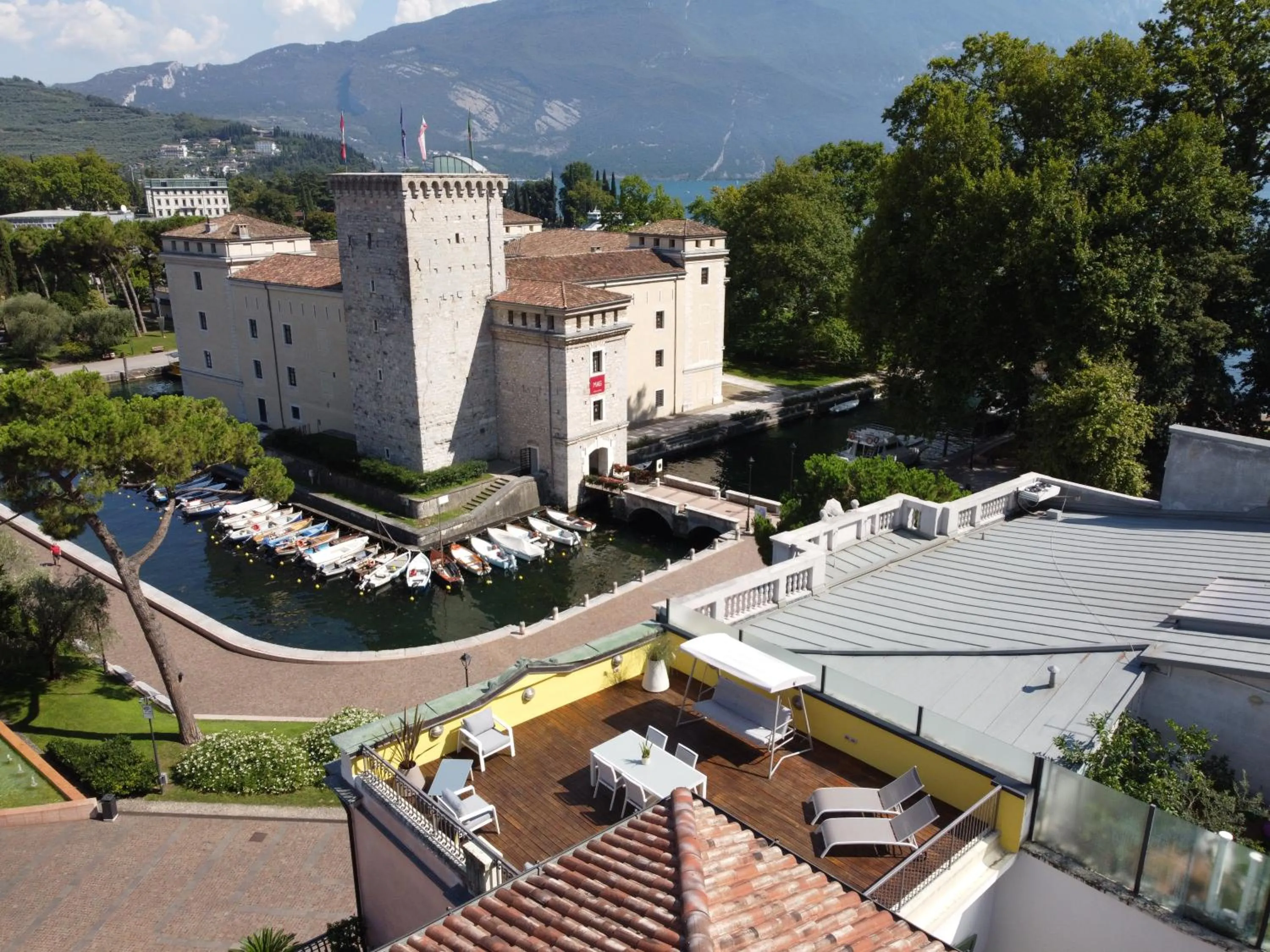 Nearby landmark in Attico la Rocca