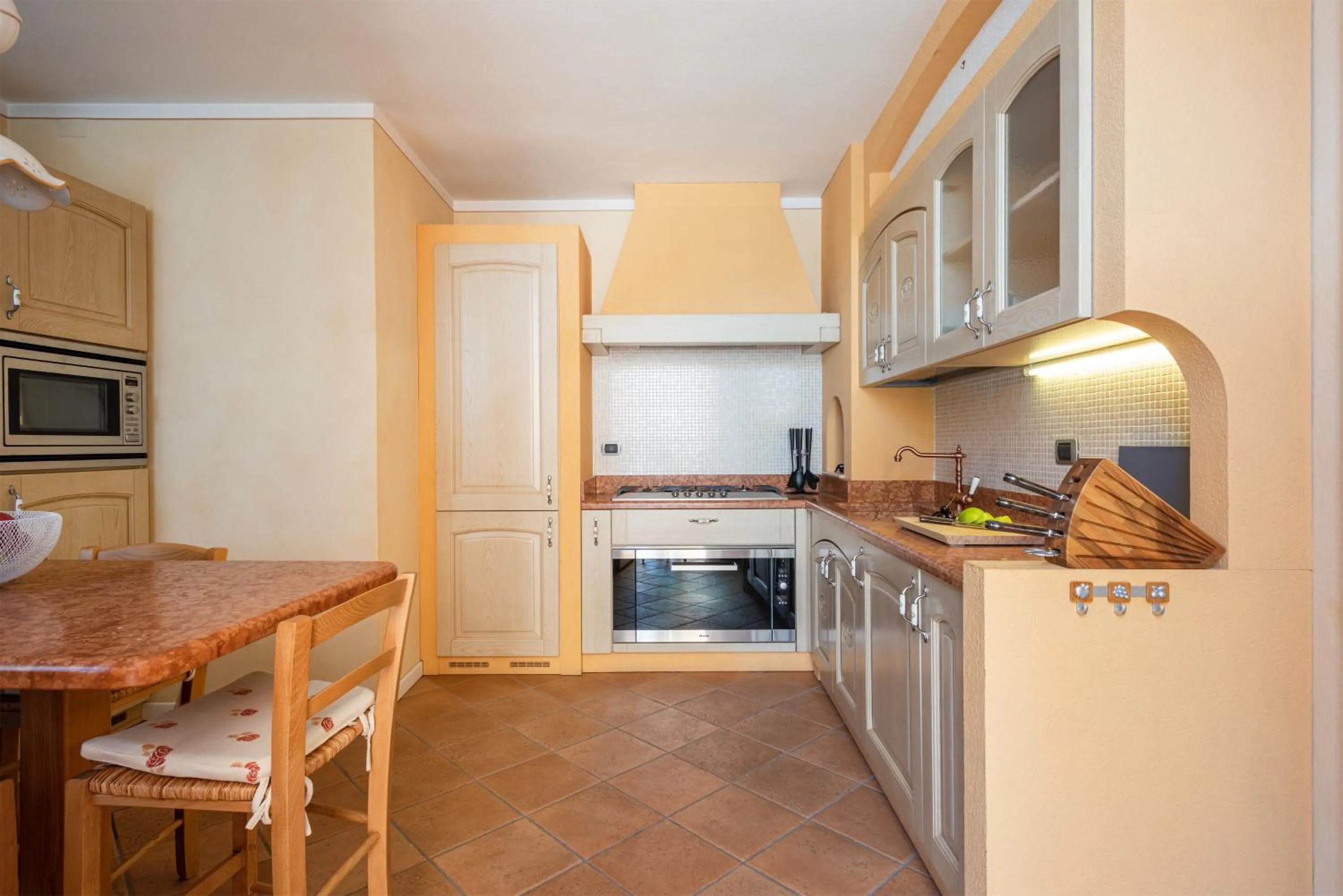 Kitchen or kitchenette in Attico la Rocca
