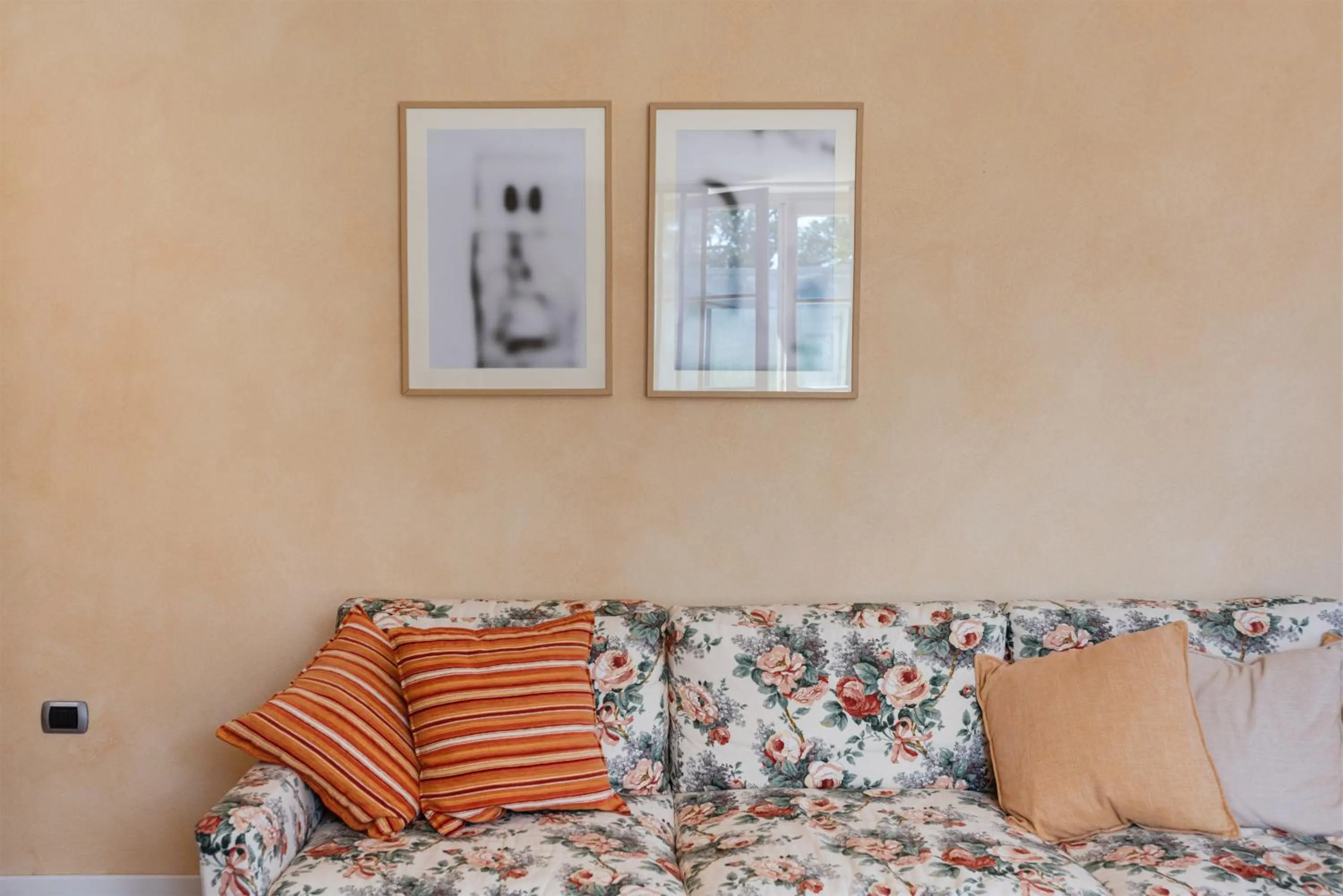 Decorative detail, Bed in Attico la Rocca
