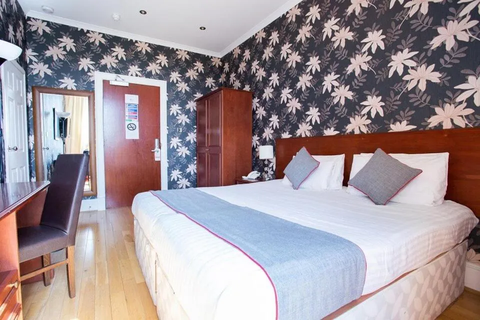 Bed in Beveridge Park Hotel