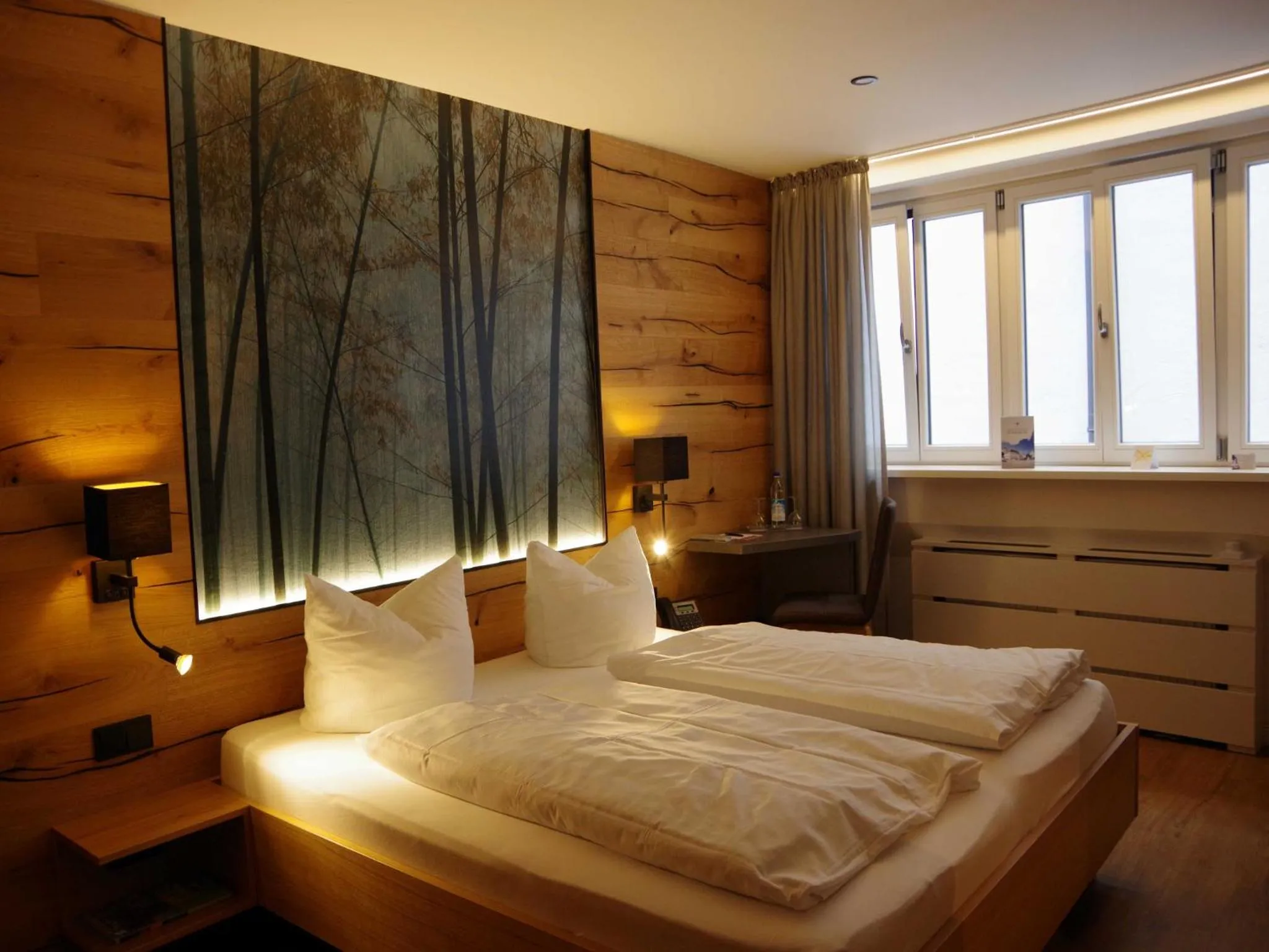 Bed in Hotelgasthof Bayerischer Hof