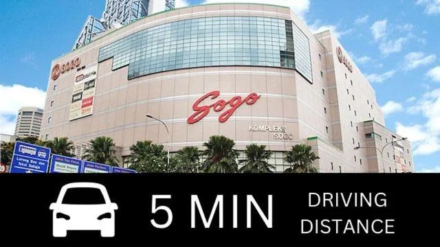 Restaurant/places to eat in Smile Hotel Chow Kit PWTC