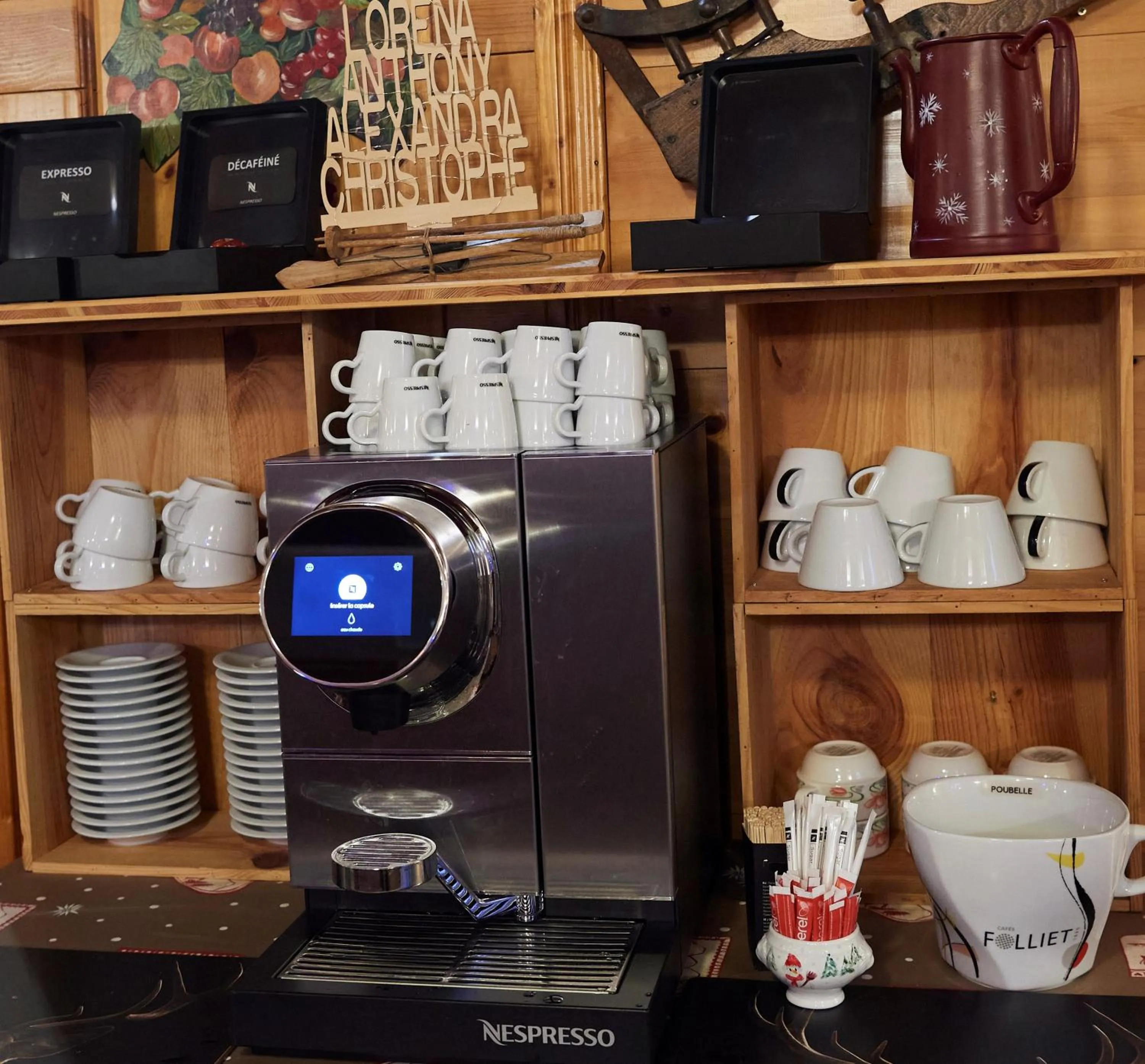 Coffee/tea facilities in Logis Hôtel et Spa Le Christiania