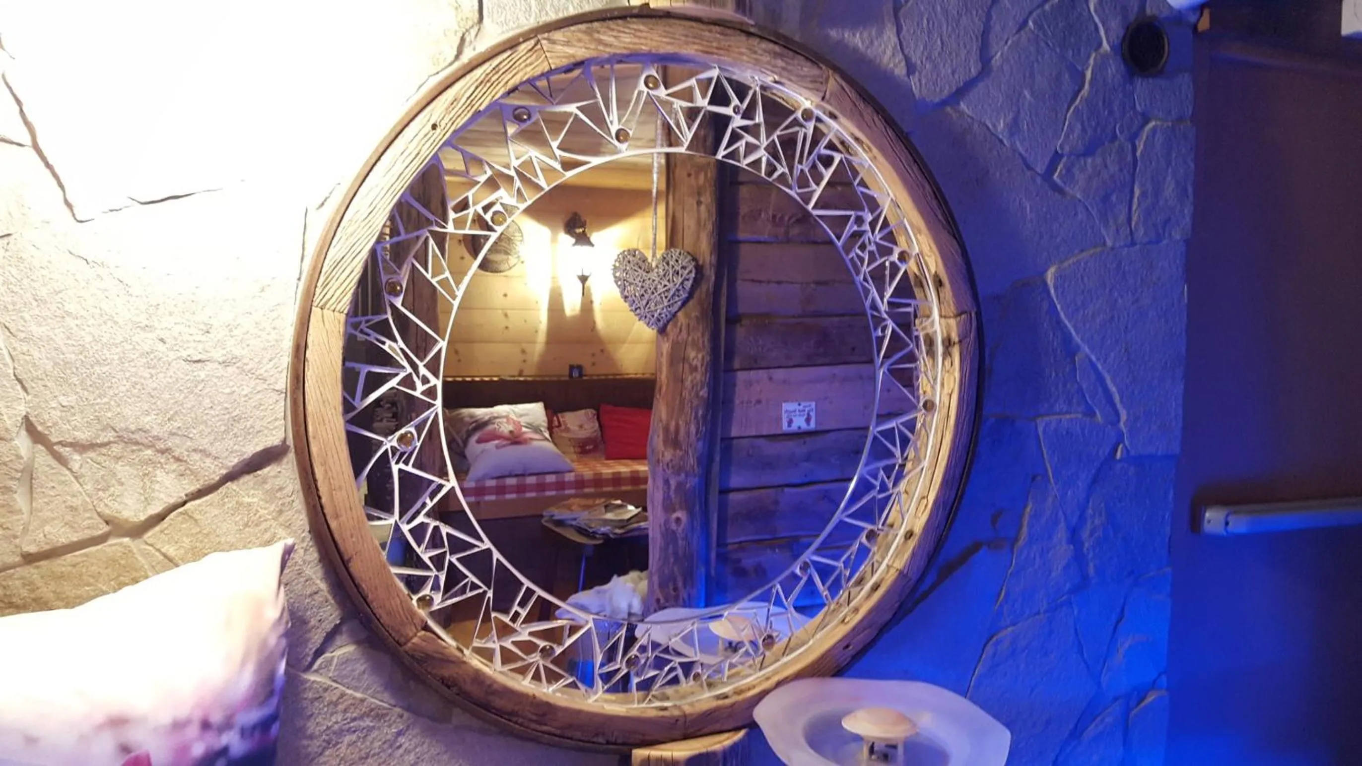 Massage in Logis Hôtel et Spa Le Christiania