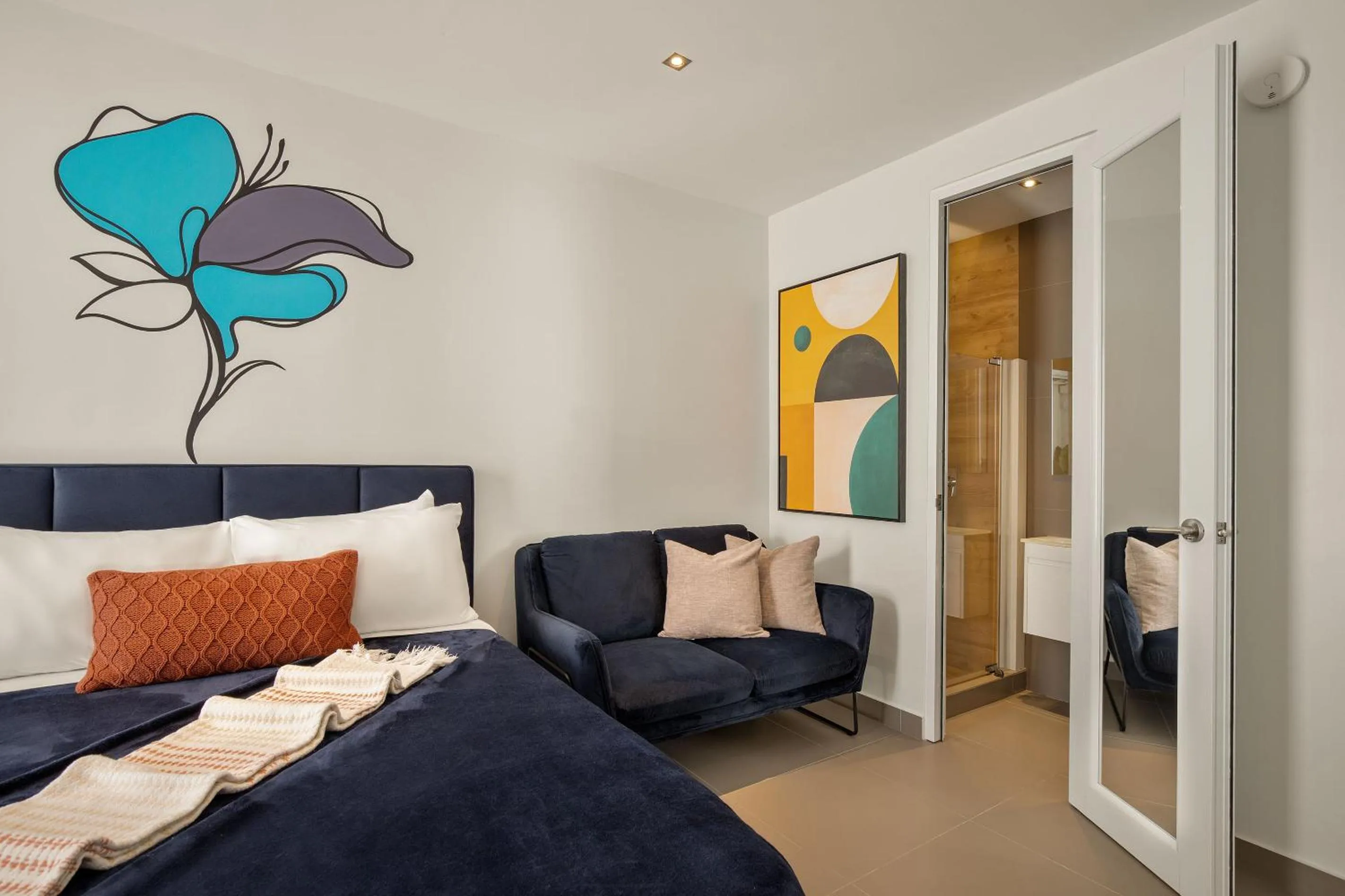 Seating area, Bed in Rosalina Ocean Park