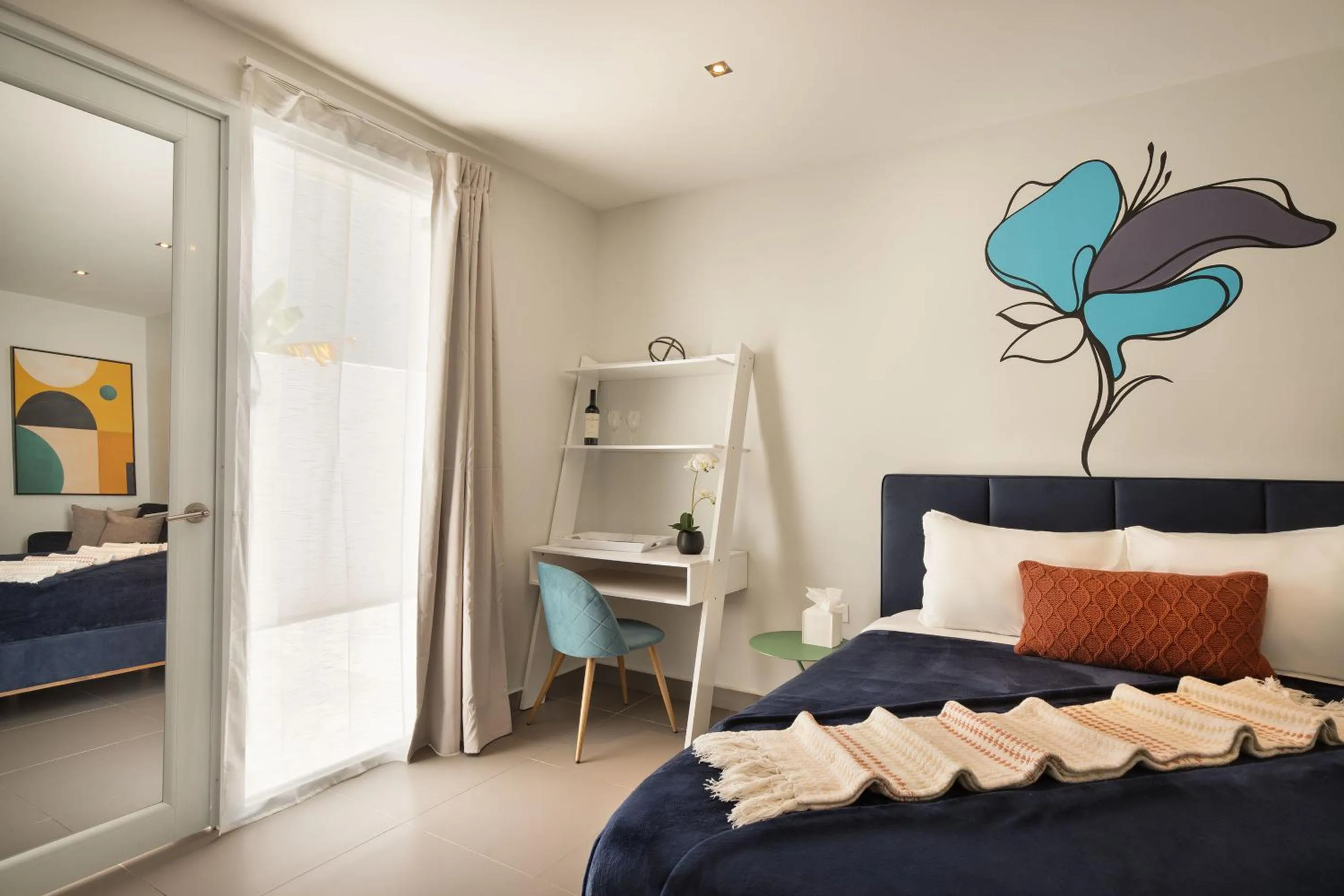 Seating area, Bed in Rosalina Ocean Park