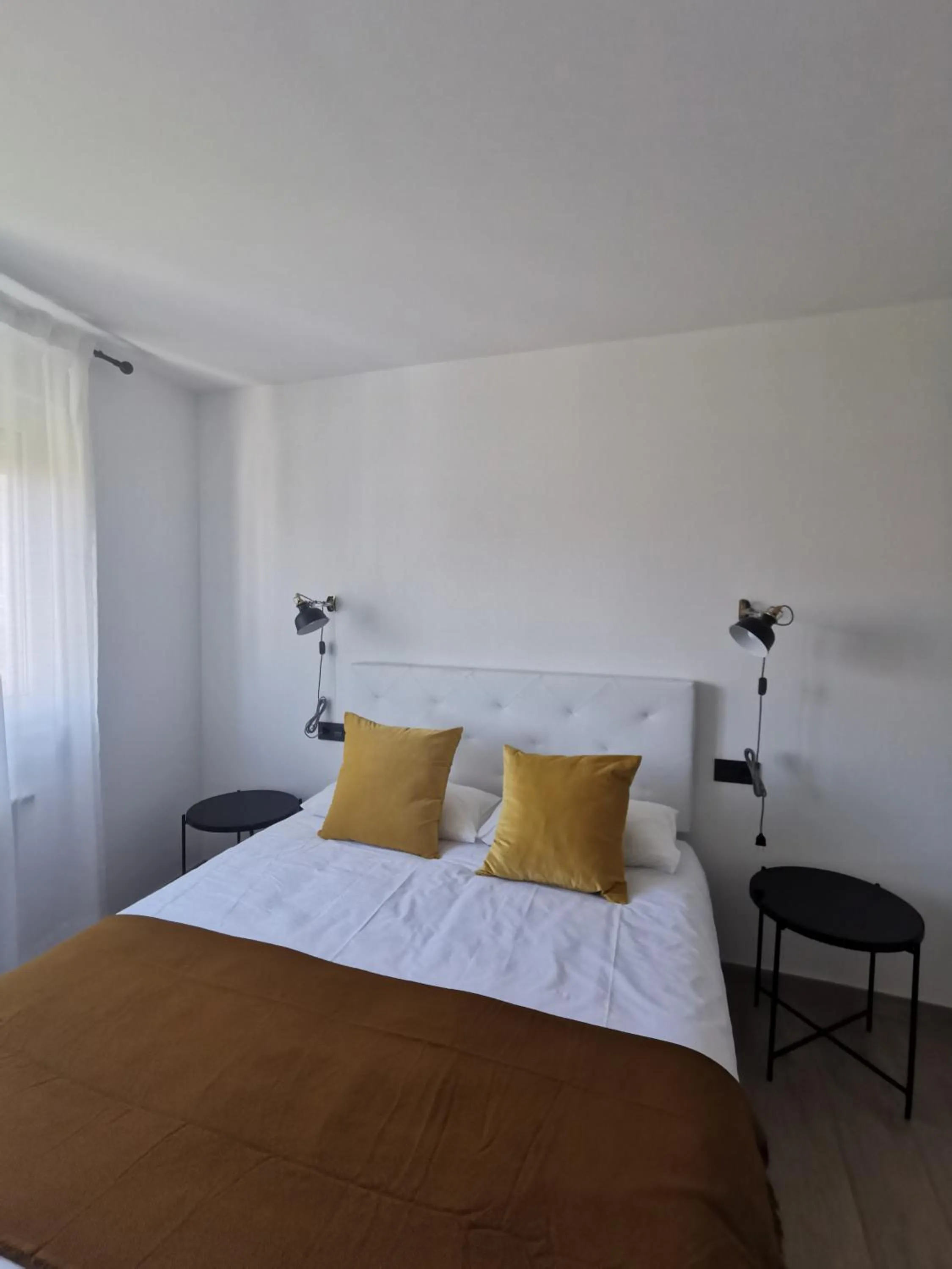 Bedroom, Bed in Seijo