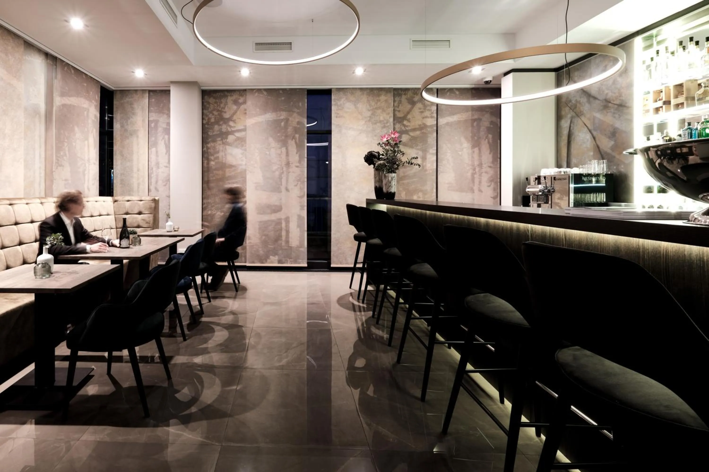 Lounge or bar in SAXX Hotel "Am Theater Karree"