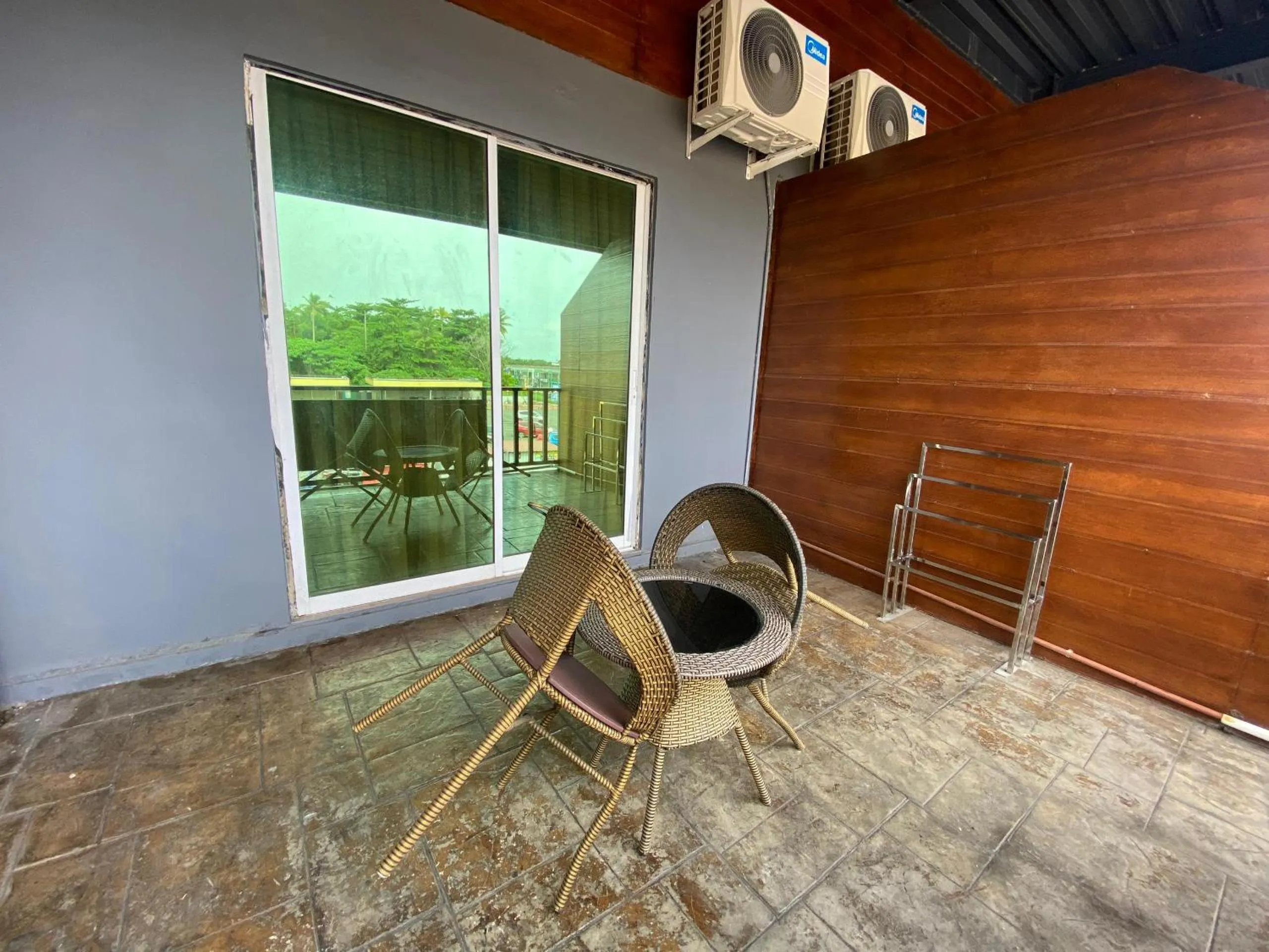 Balcony/Terrace in Wings Hotel