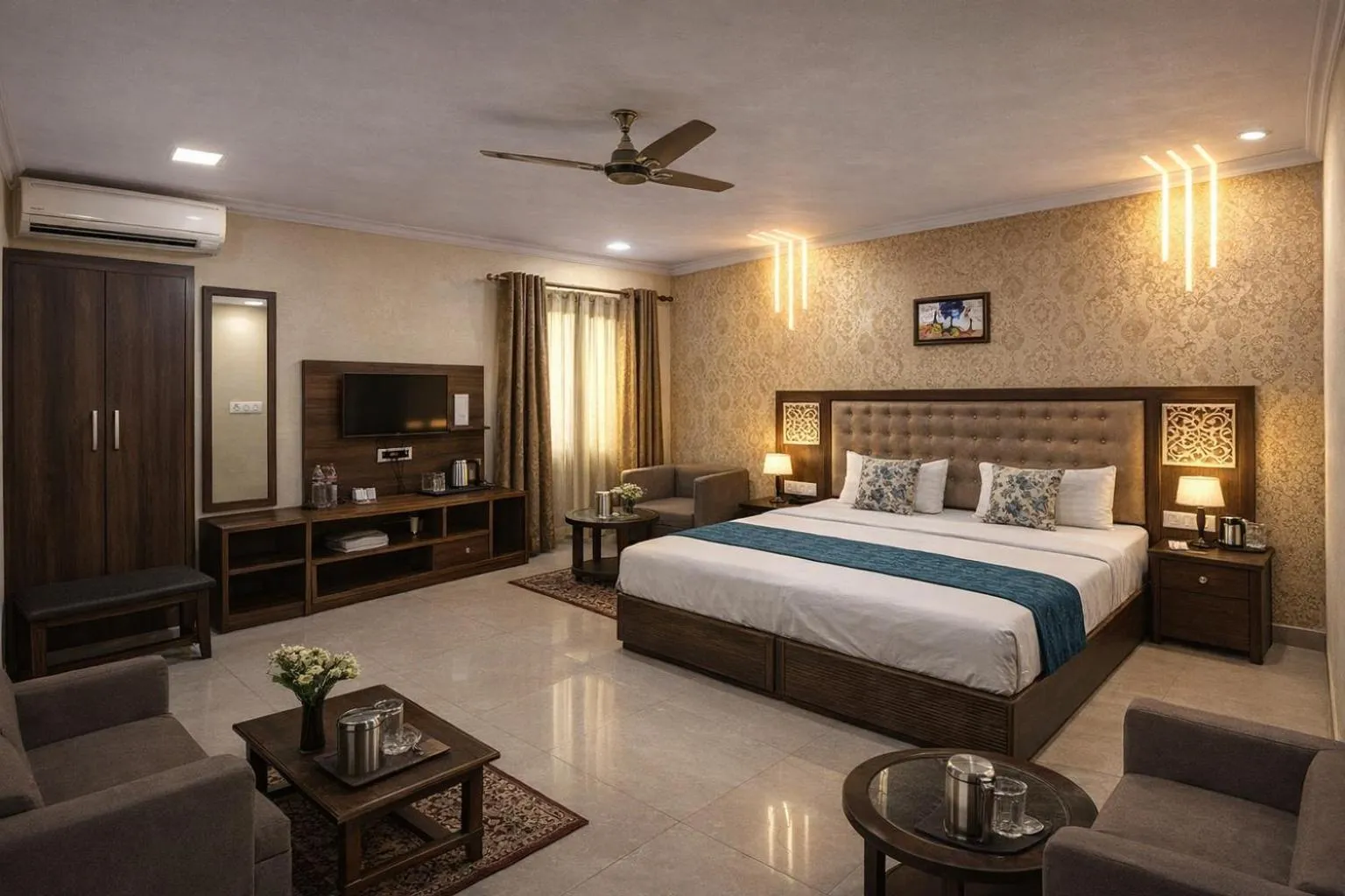 Bed in Hotel Sarweshwary