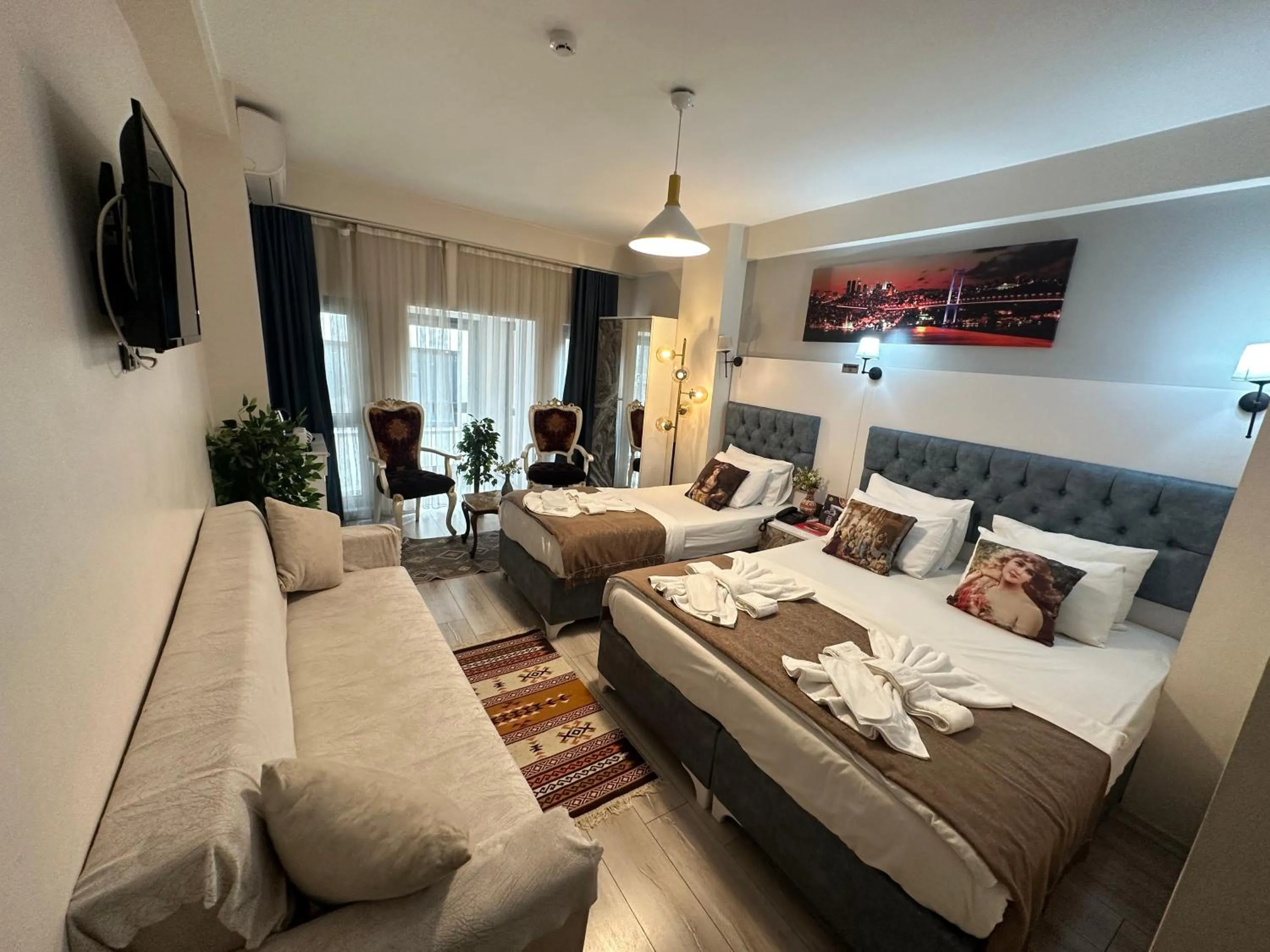 Photo of the whole room in Galapera Hotel