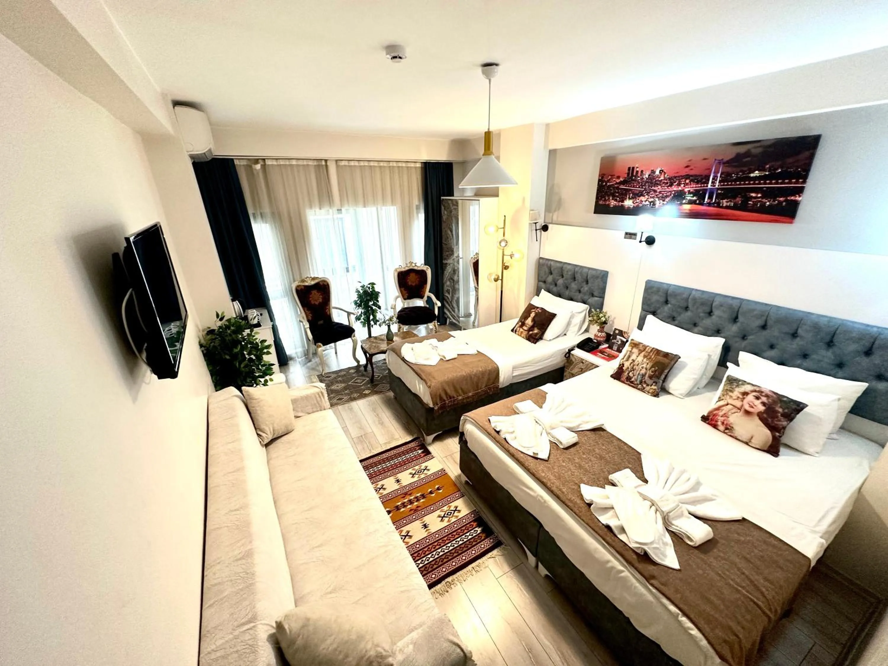 Photo of the whole room, Bed in Galapera Hotel