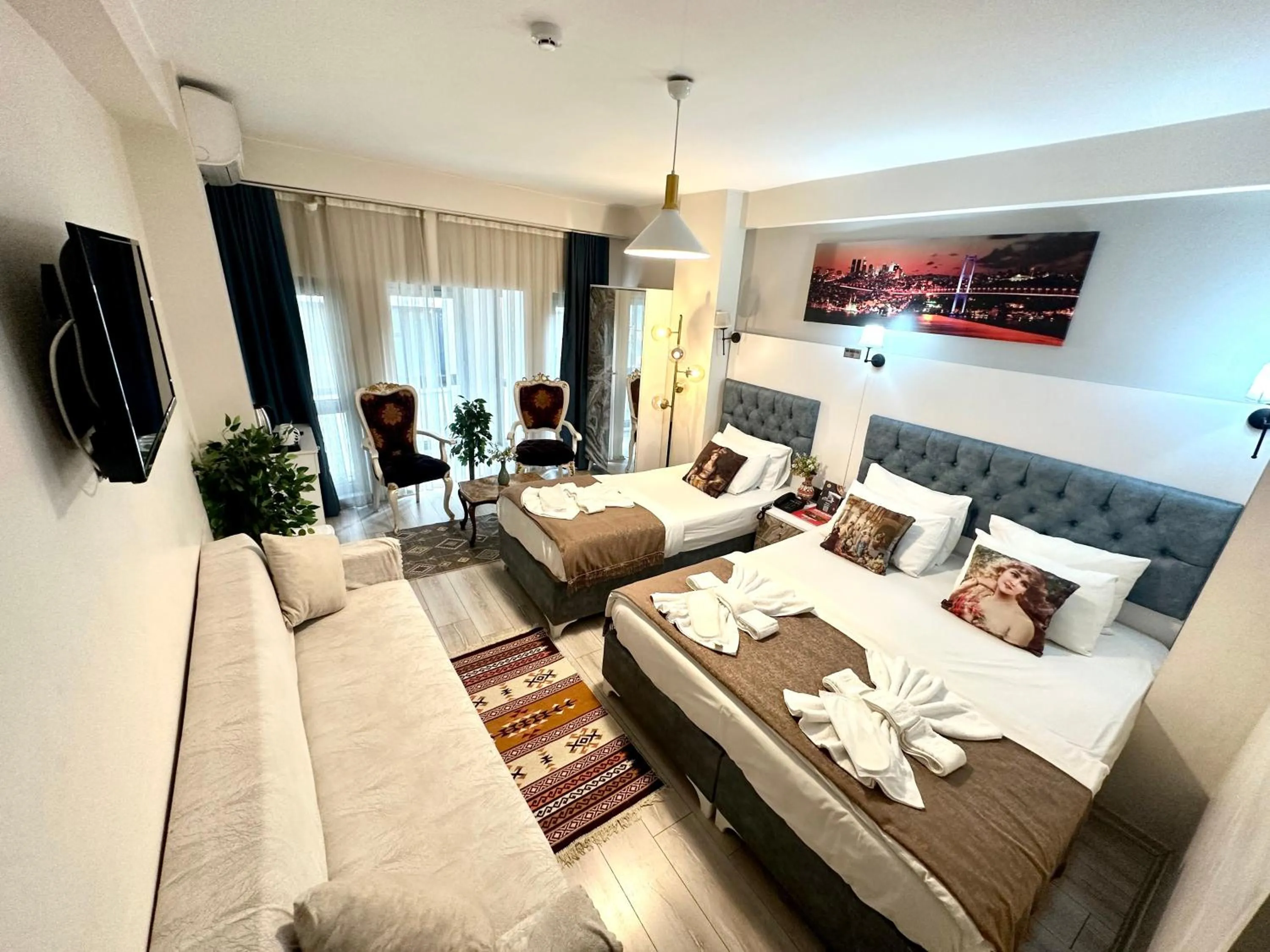 Photo of the whole room in Galapera Hotel